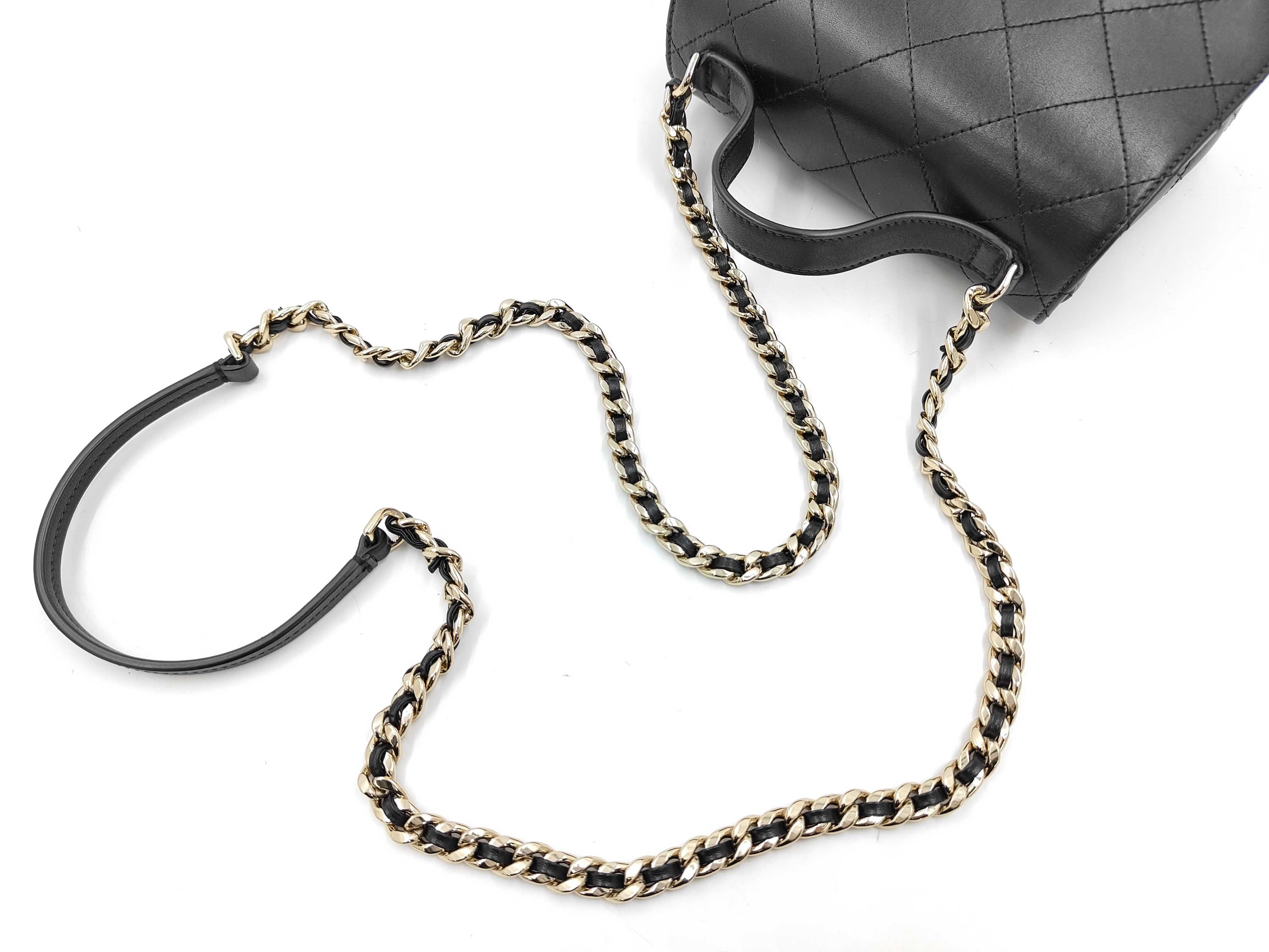 Box Calf Black Shoulder Bag (Serial Number 28) — view 3