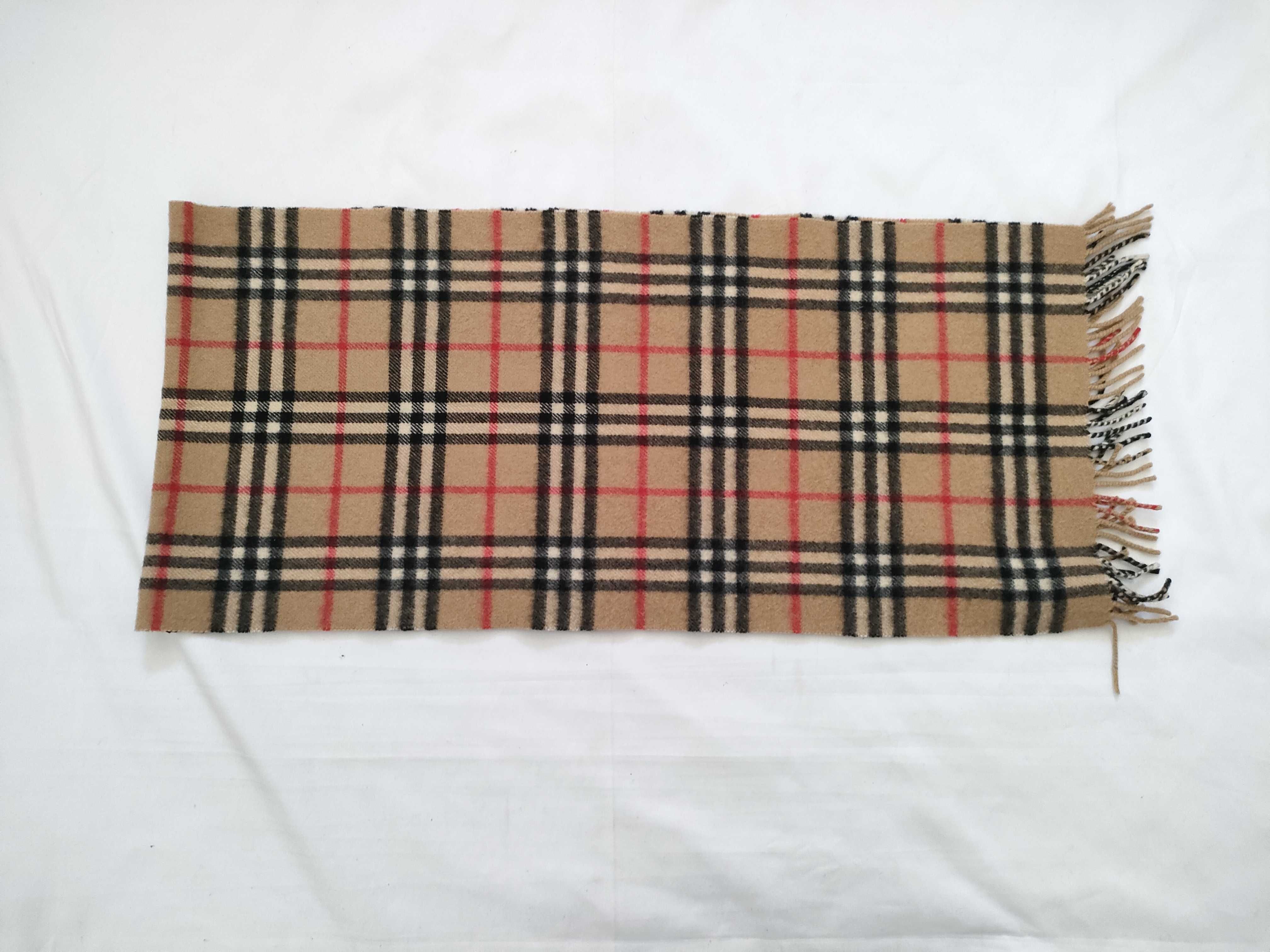 100% Cashmere Scarf, Nova Check Pattern, and other accessories.
