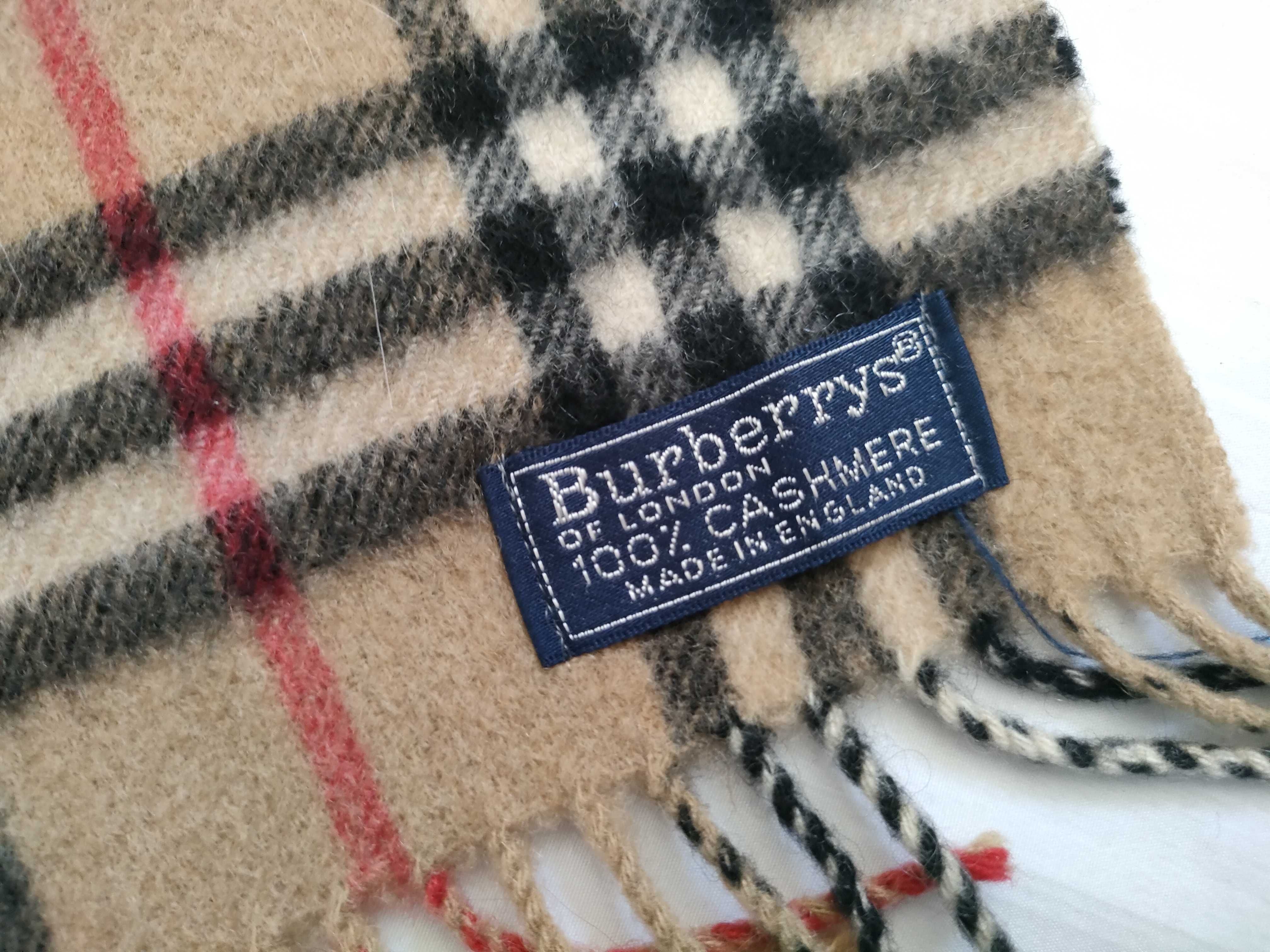 100% Cashmere Scarf, Nova Check Pattern, and other accessories. — view 6
