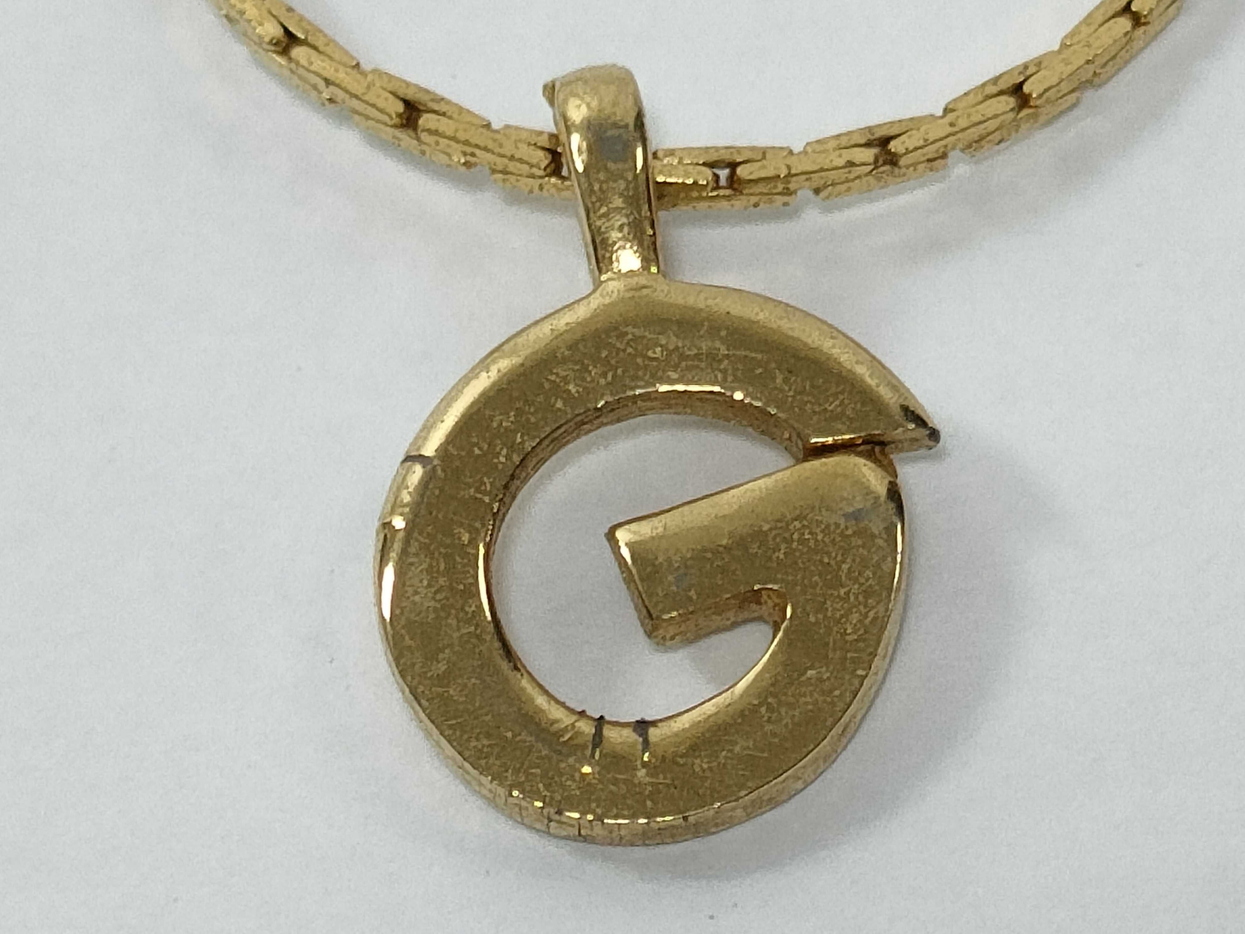 Necklace — view 2