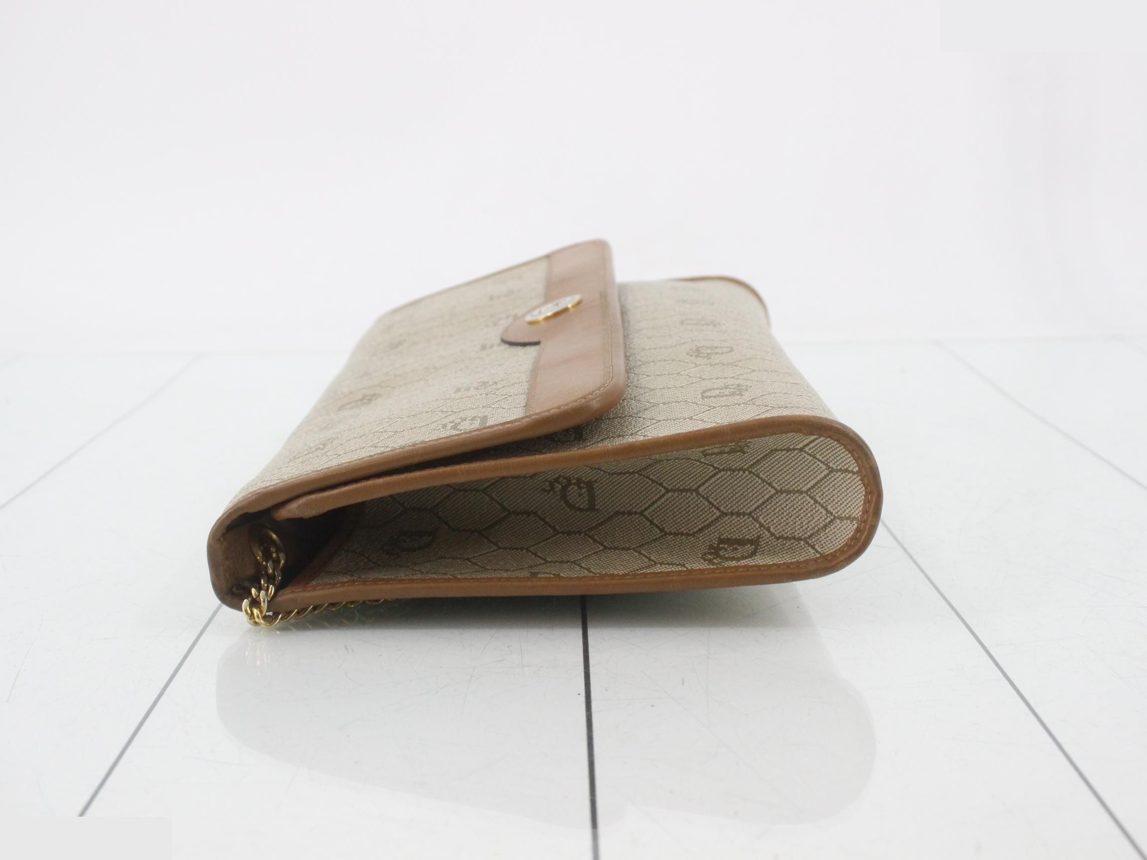 Other lines: Chain shoulder bag, honeycomb pattern, beige — view 4