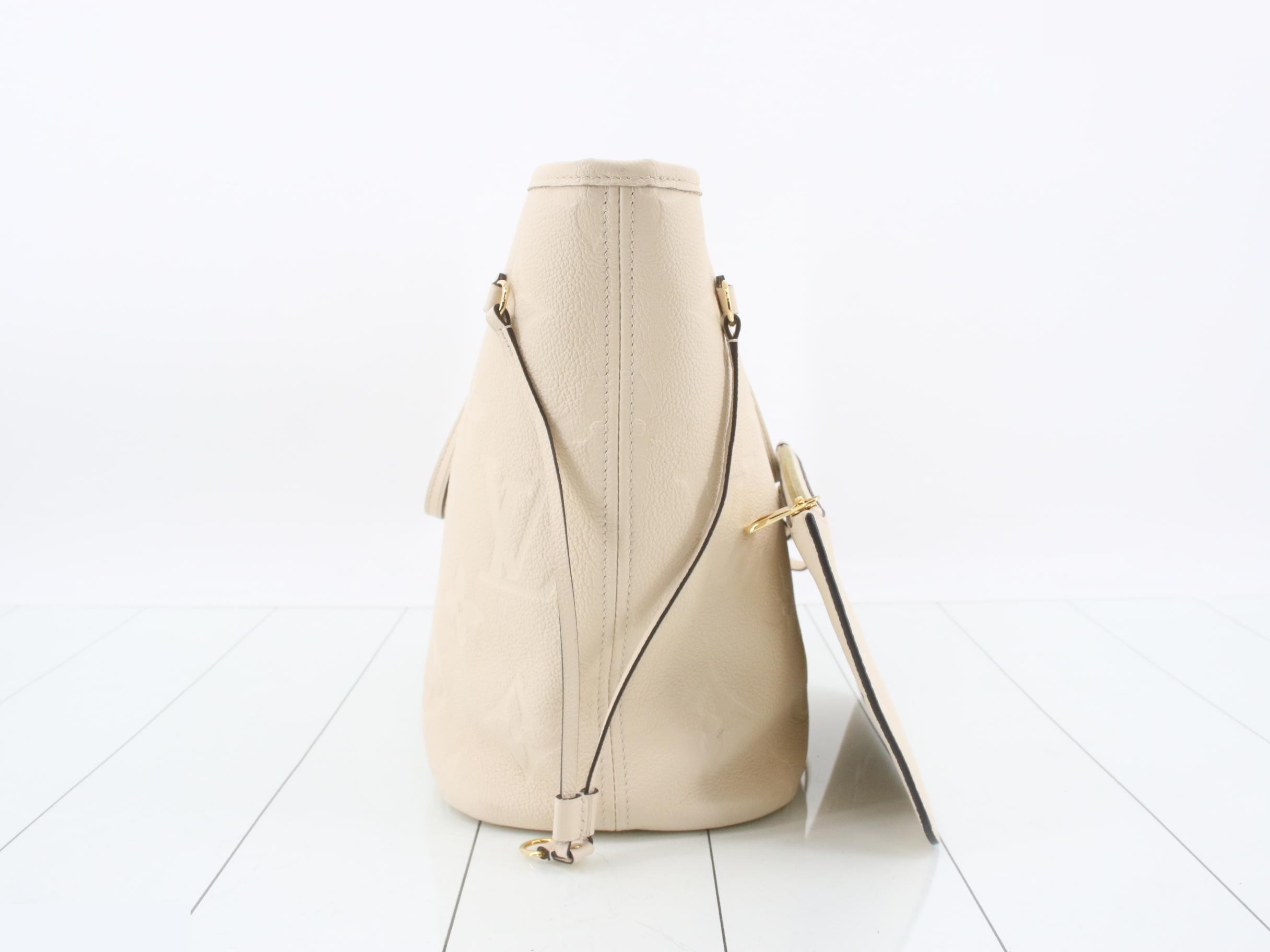 Monogram Empreinte Crème Neverfull MM — view 3