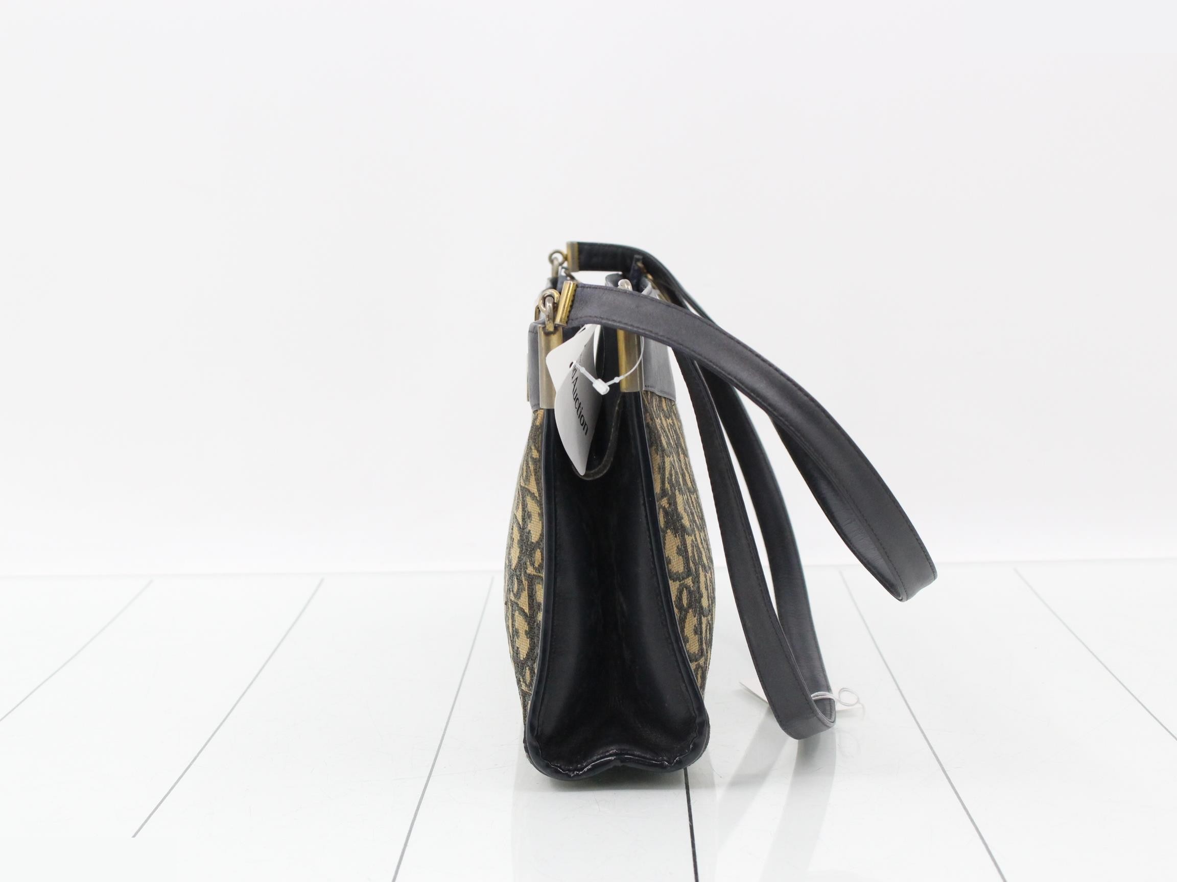 Shoulder bag — view 3