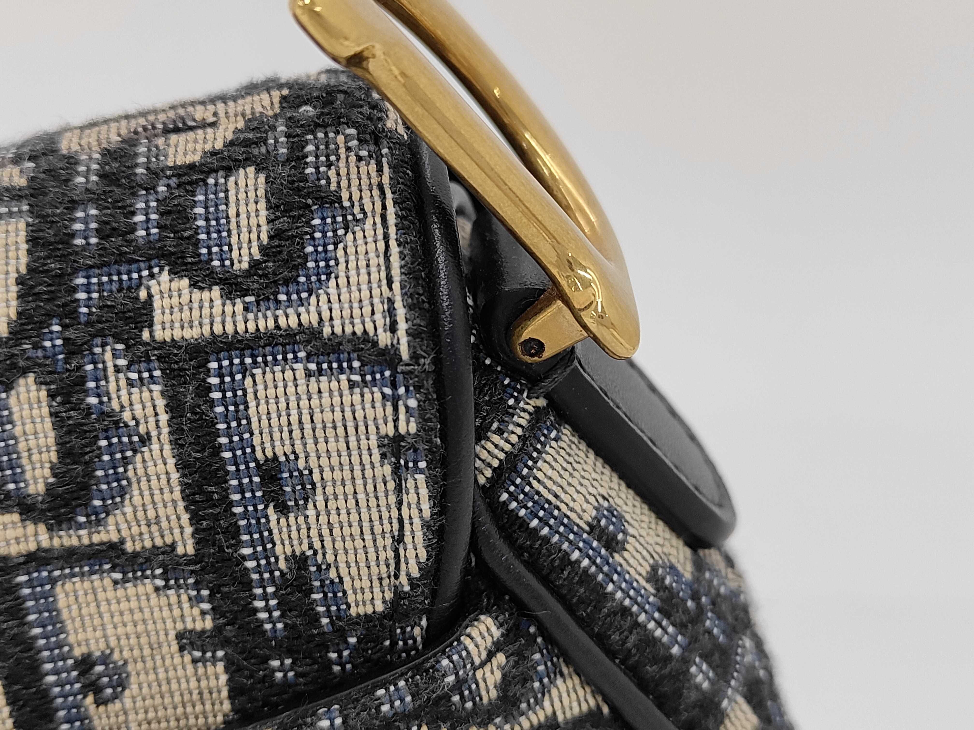 Oblique Saddle Handbag (with authenticity card and dust bag) — view 3