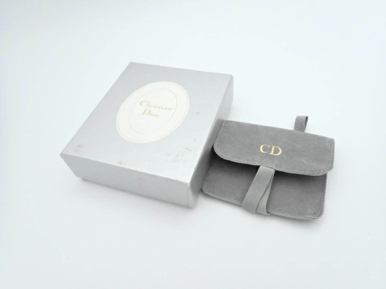 logo circle rhinestone gold necklace — view 4