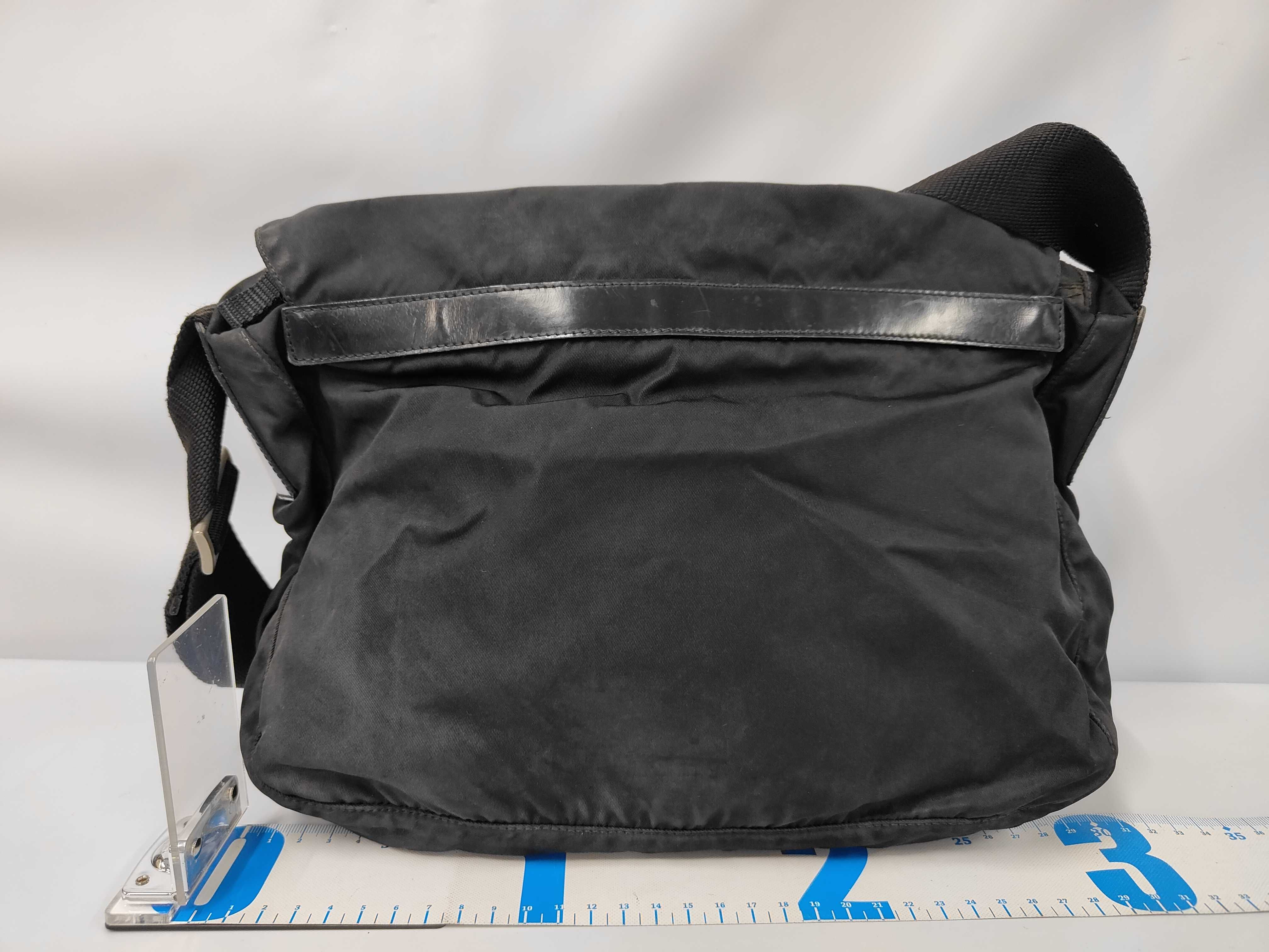 Nylon Messenger Bag Shoulder Bag — view 2