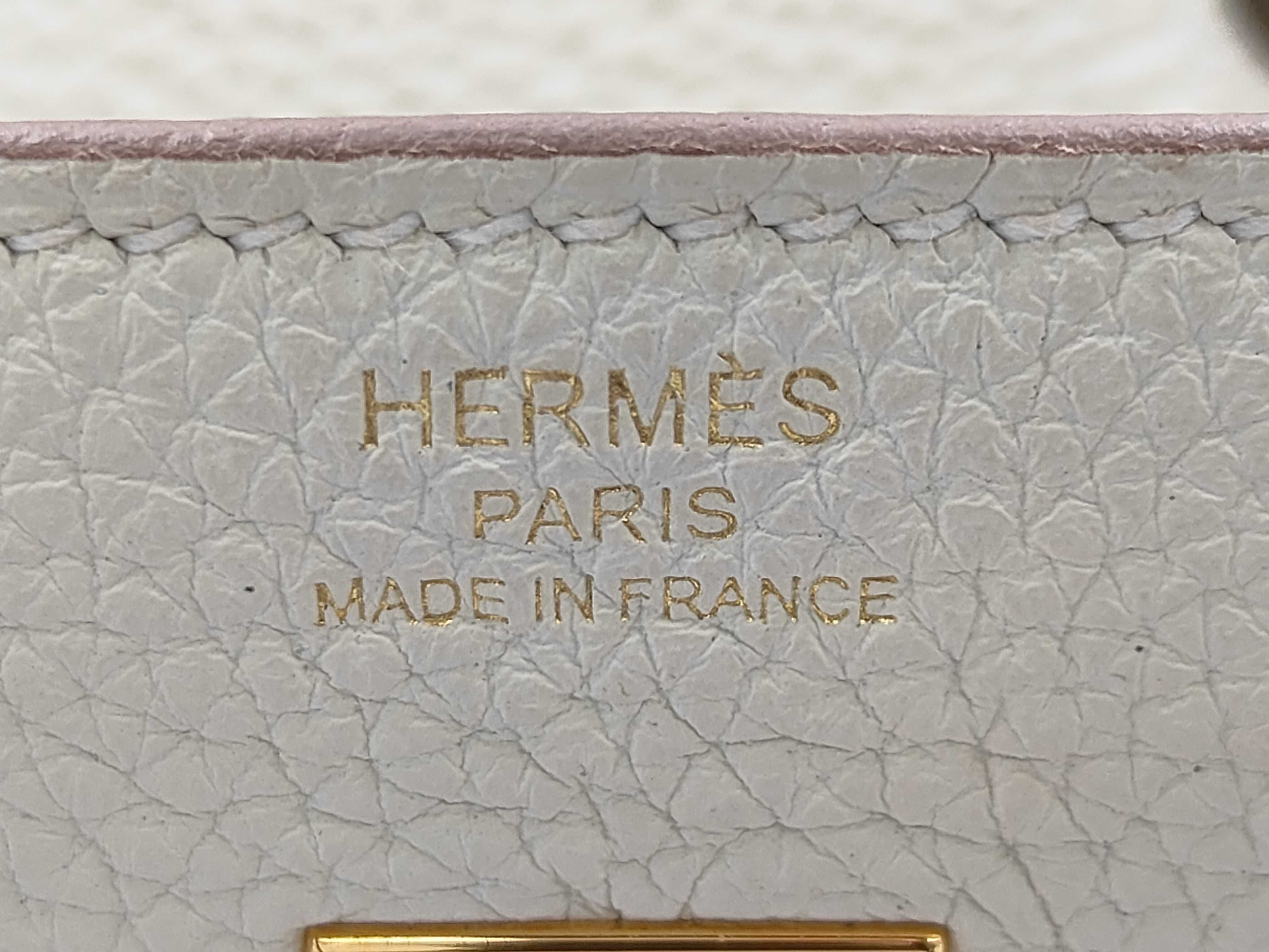 Birkin 25 handbag, off-white, gold hardware, B stamp. — view 9