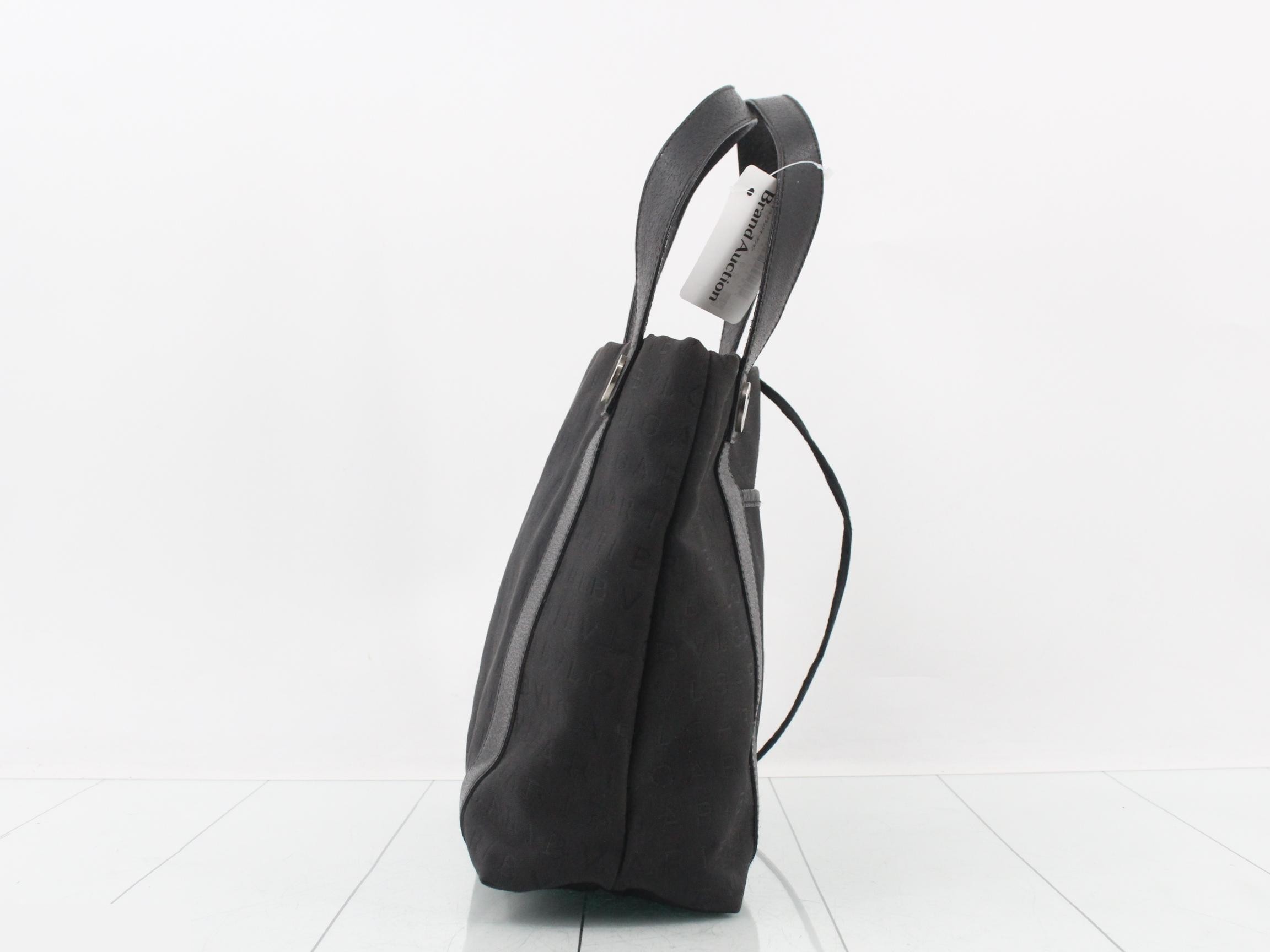 Logo Mania (Bag) - Tote Bag — view 4