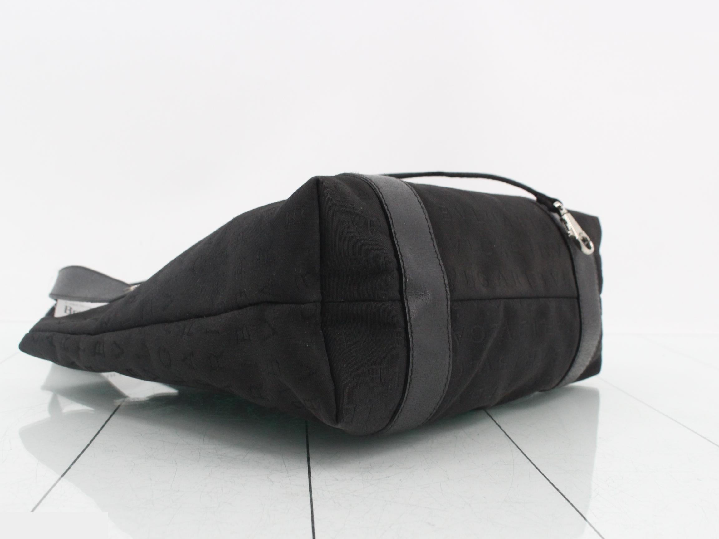 Logo Mania (Bag) - Tote Bag — view 5