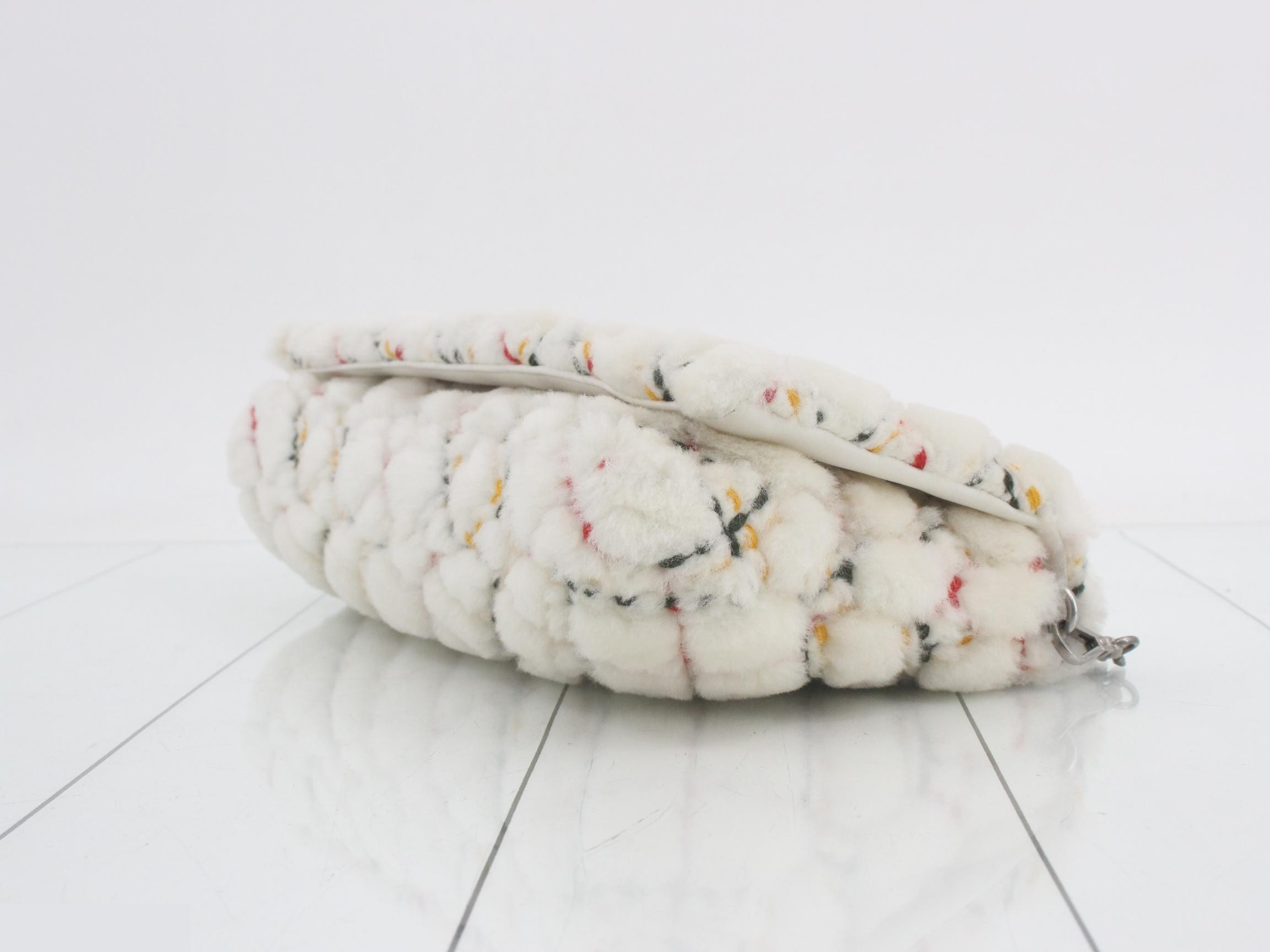 Fur Check Pattern 2-Way Chain Shoulder — view 6