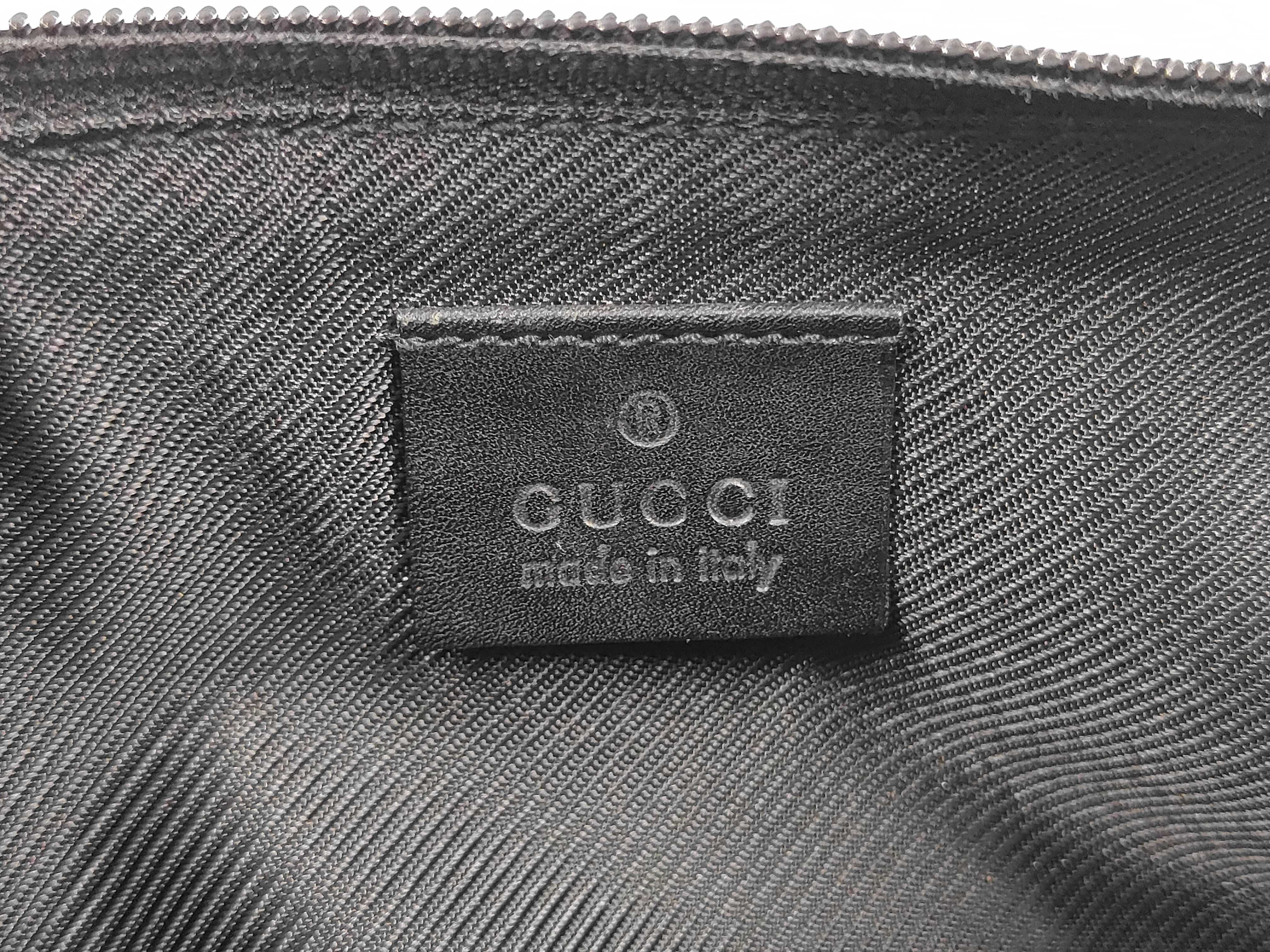 GG Canvas Accessory Pouch Handbag — view 9