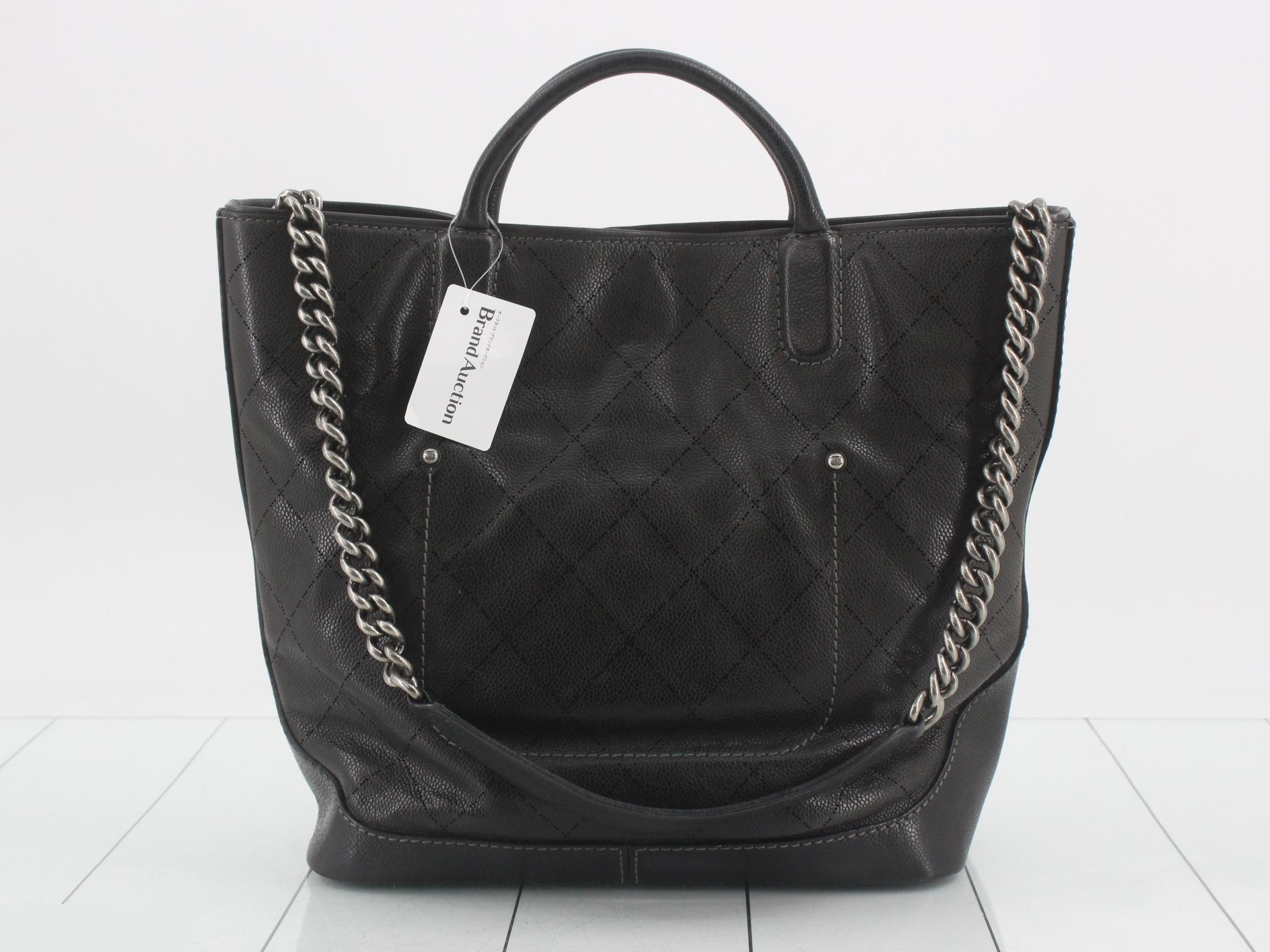 Cococoon handbag, caviar leather, chain — view 2
