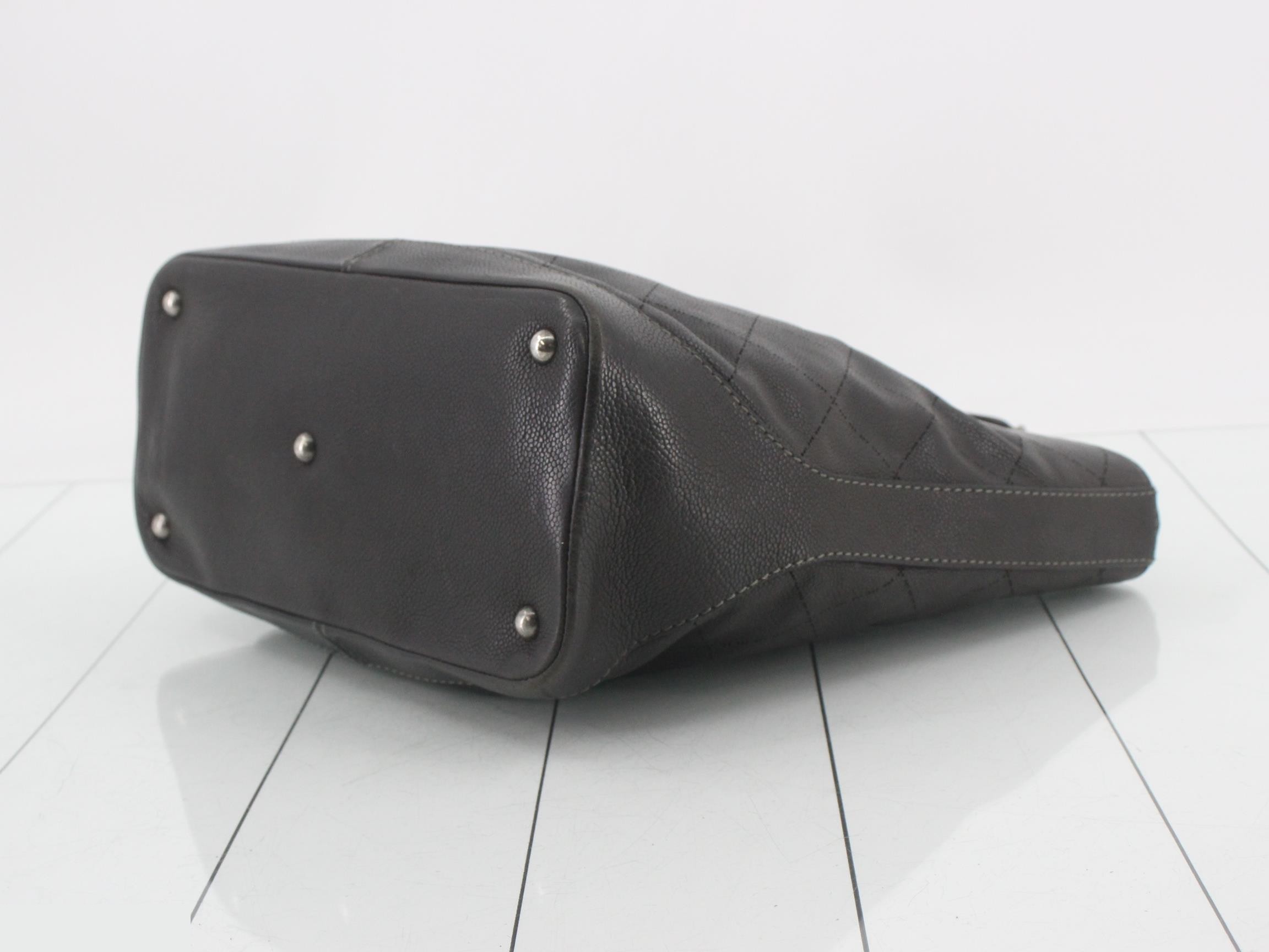 Cococoon handbag, caviar leather, chain — view 6