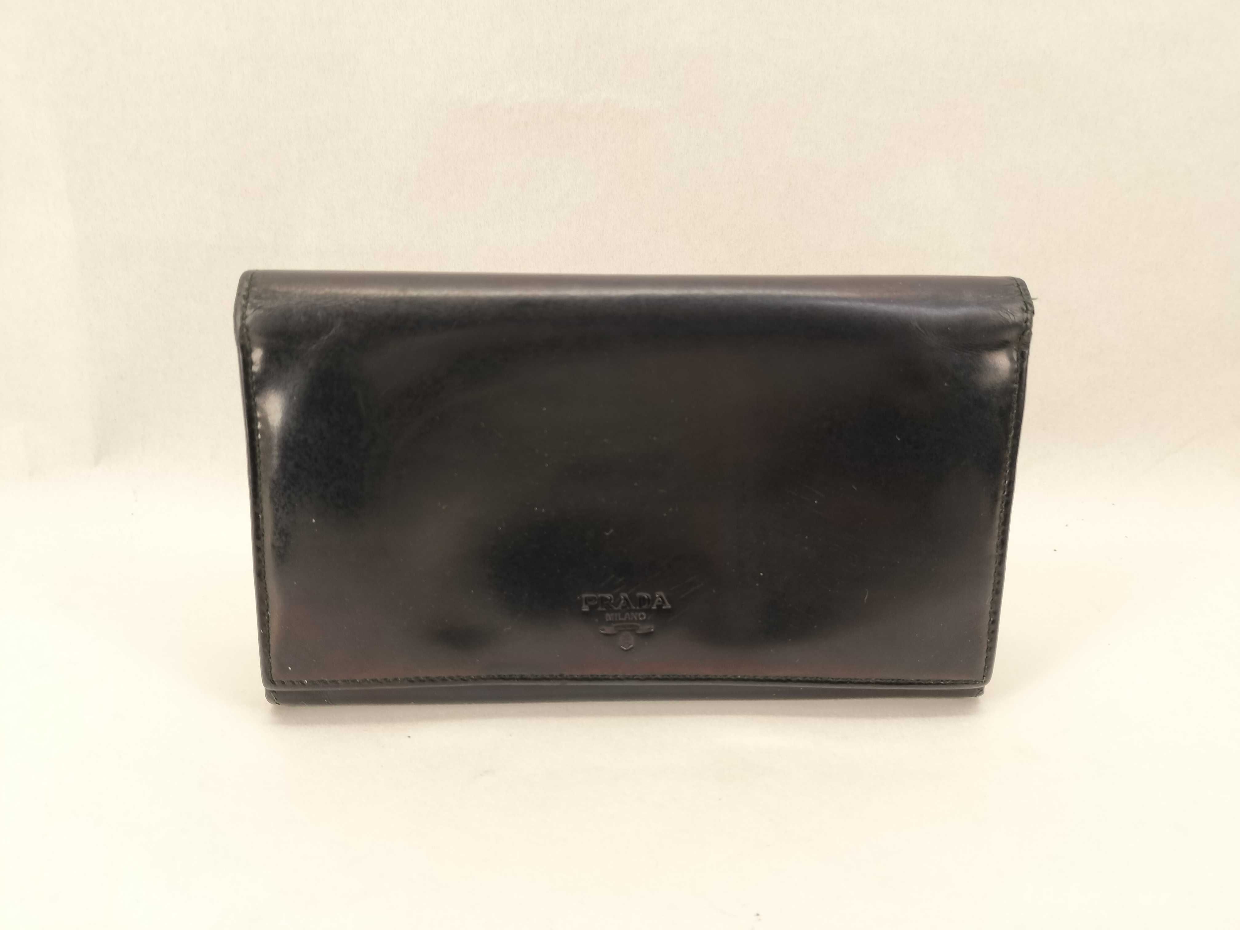 Patent Leather Bi-fold Wallet