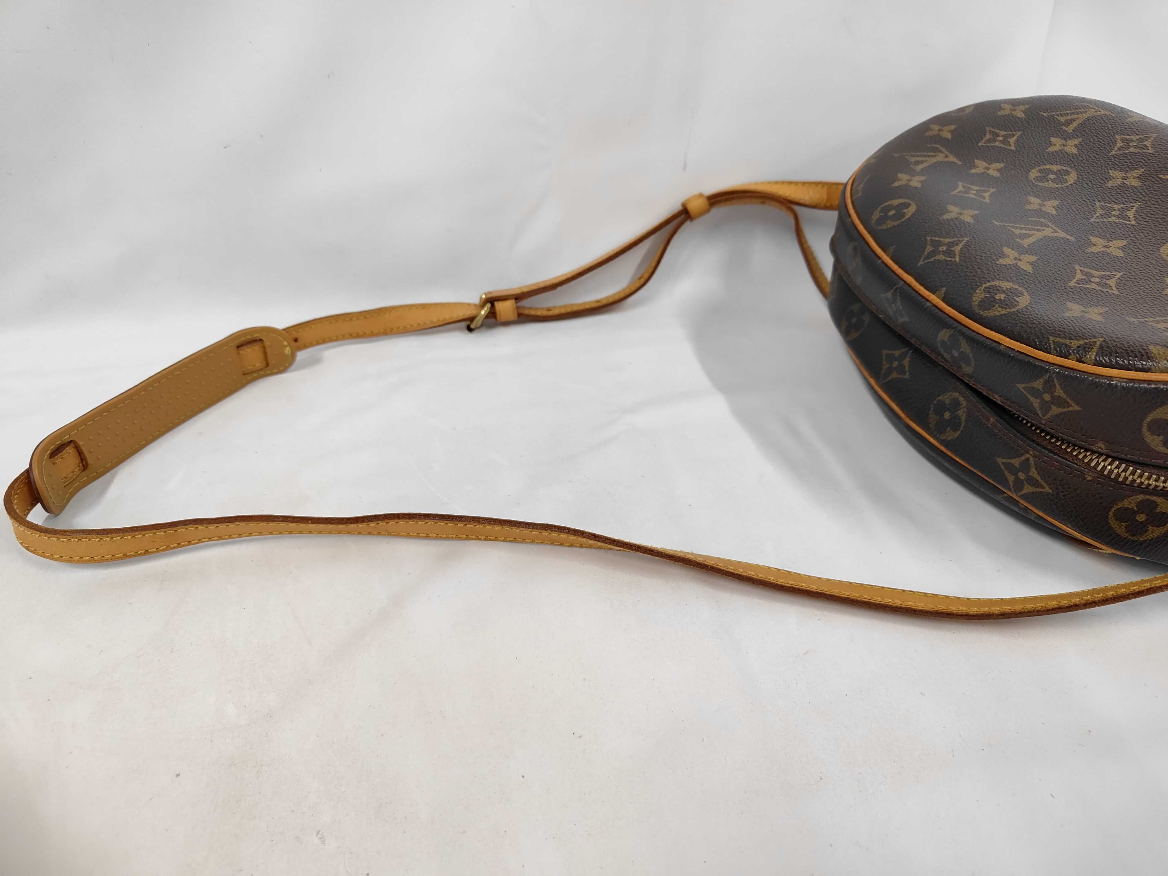 Monogram Louis Vuitton Monogram Blois Handbag Shoulder Bag — view 5