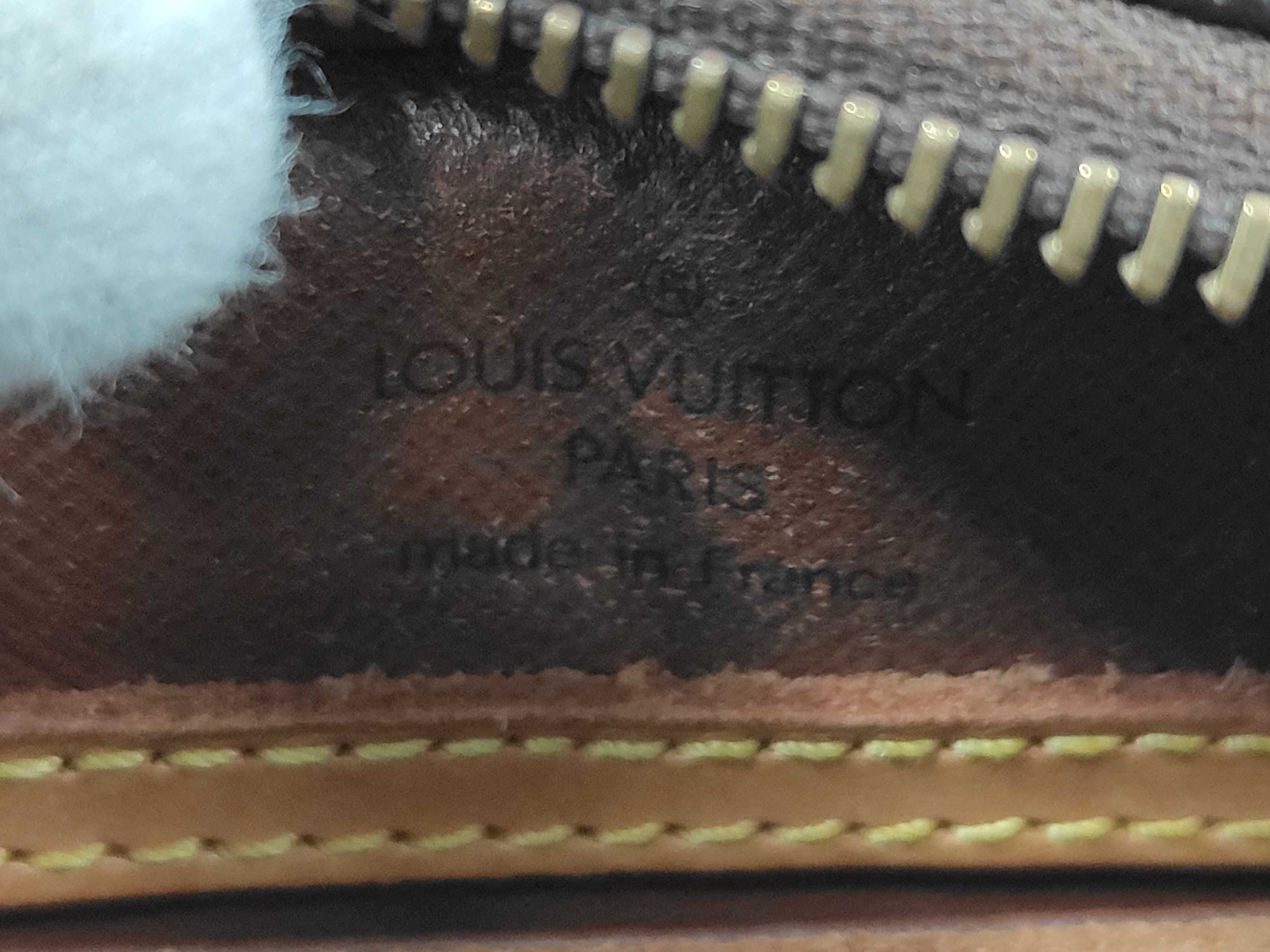 Monogram Louis Vuitton Monogram Blois Handbag Shoulder Bag — view 8