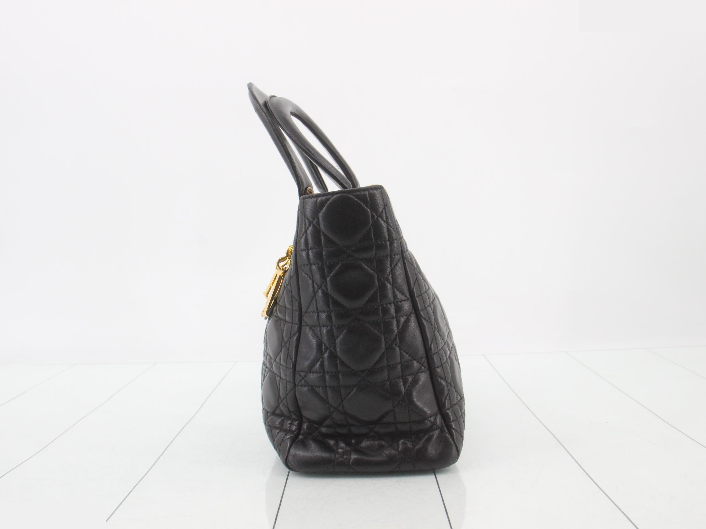 Lady Dior Cannage Lambskin Black — view 3