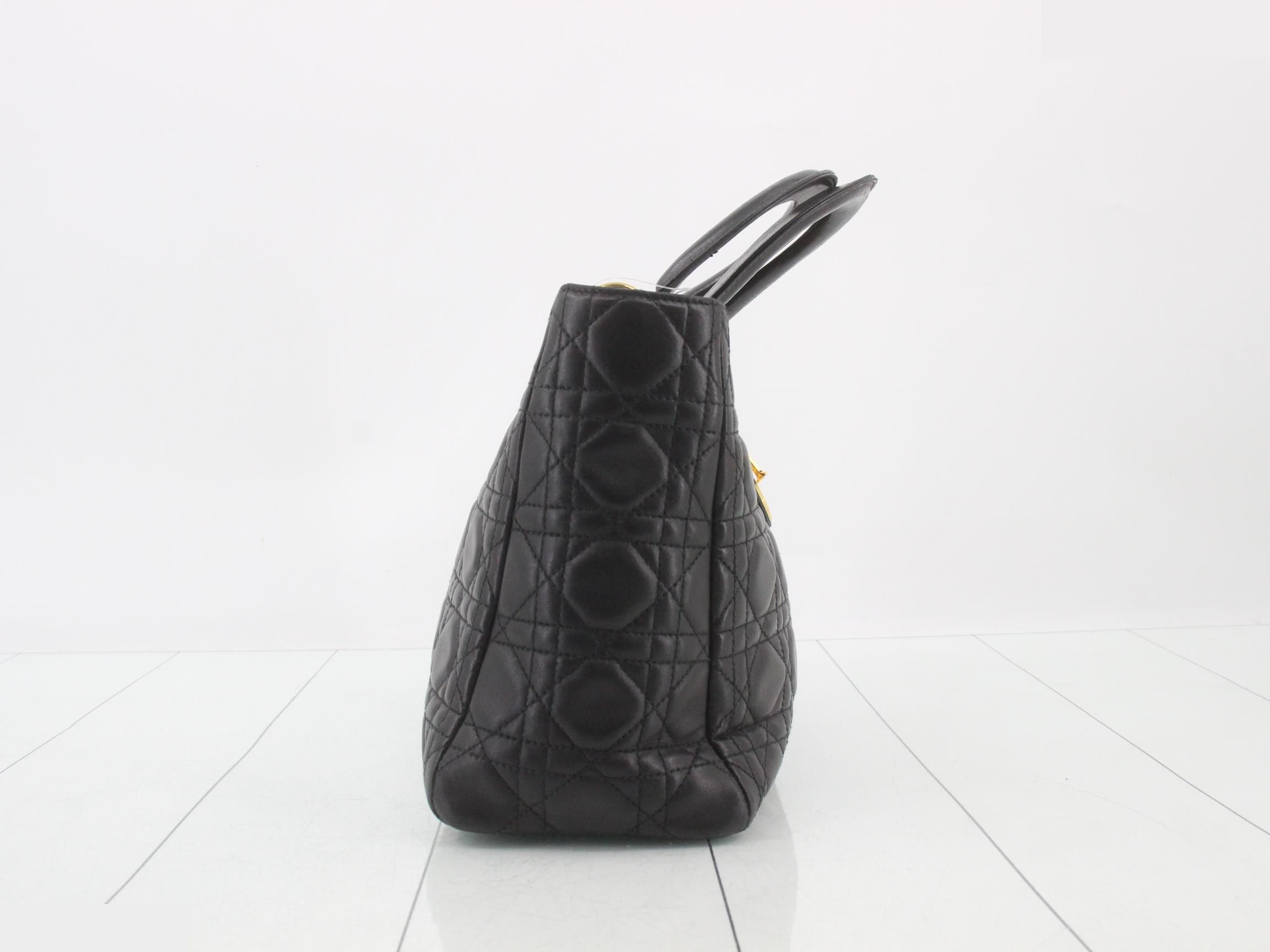Lady Dior Cannage Lambskin Black — view 4