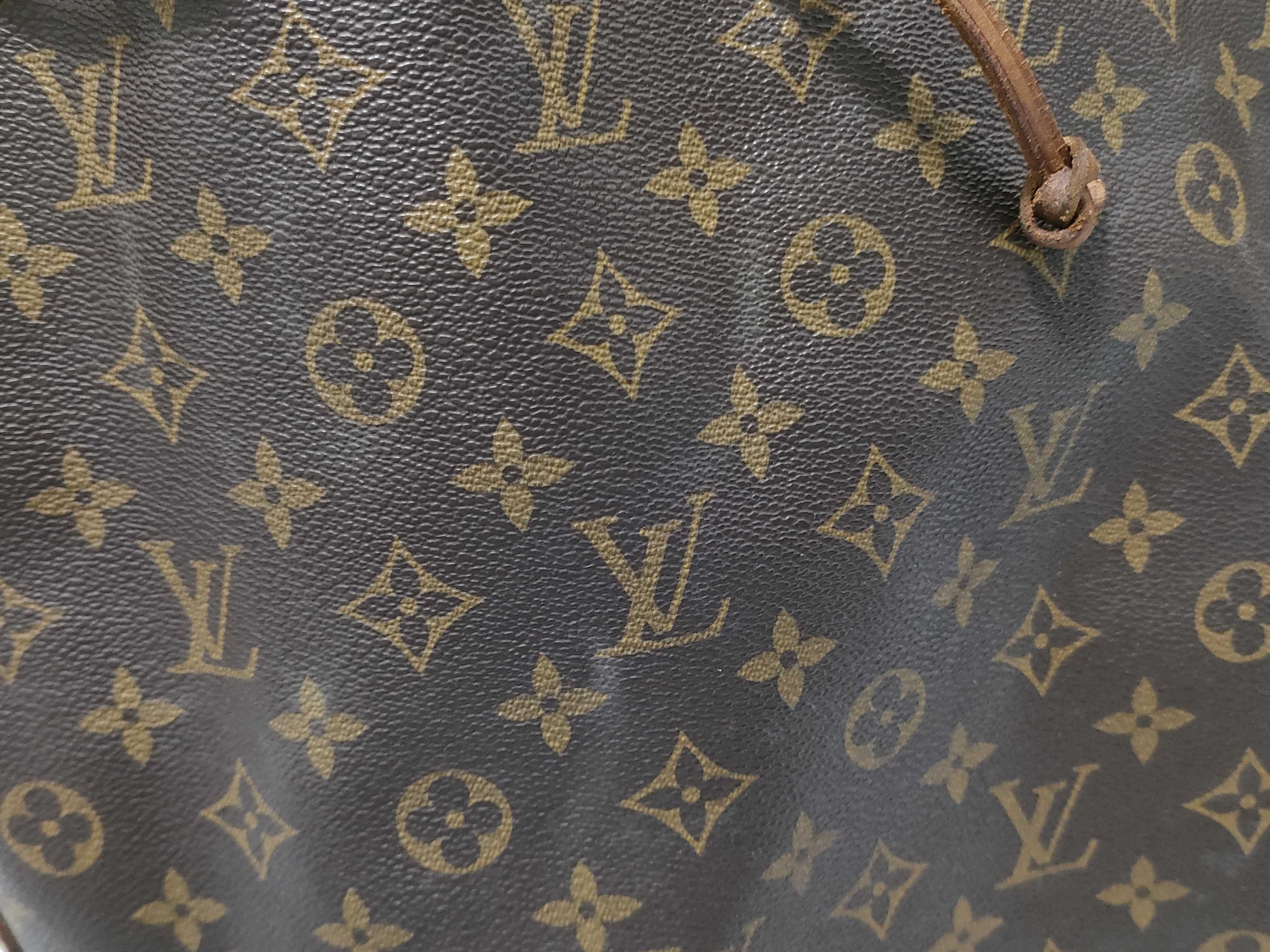 Monogram M42224 Noe Shoulder Bag — view 11