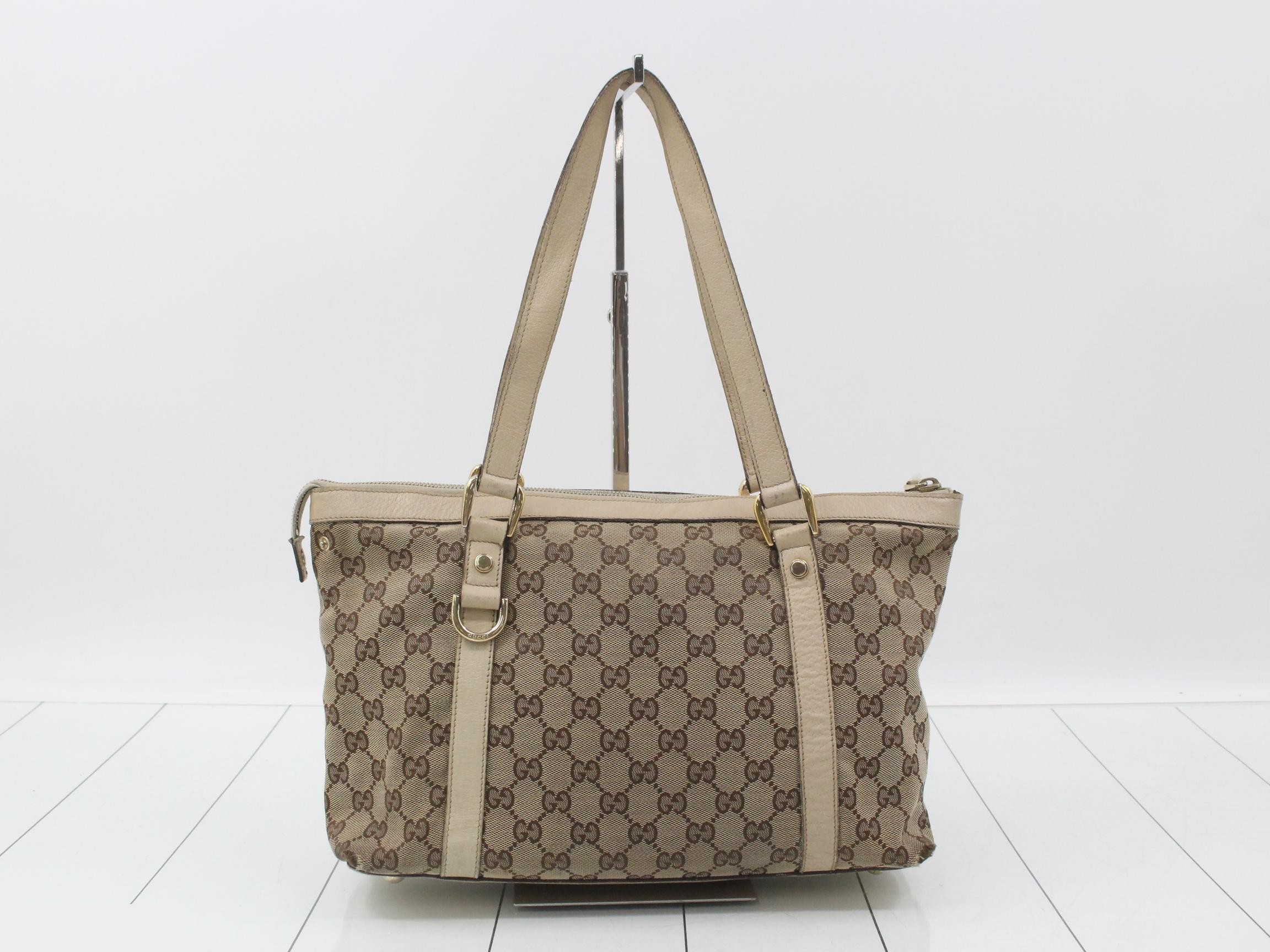 141471 Gucci Handbag GG Canvas Mini Tote — view 2