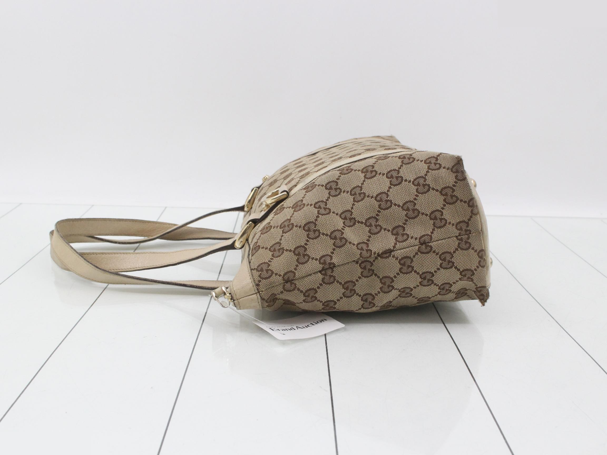 141471 Gucci Handbag GG Canvas Mini Tote — view 4