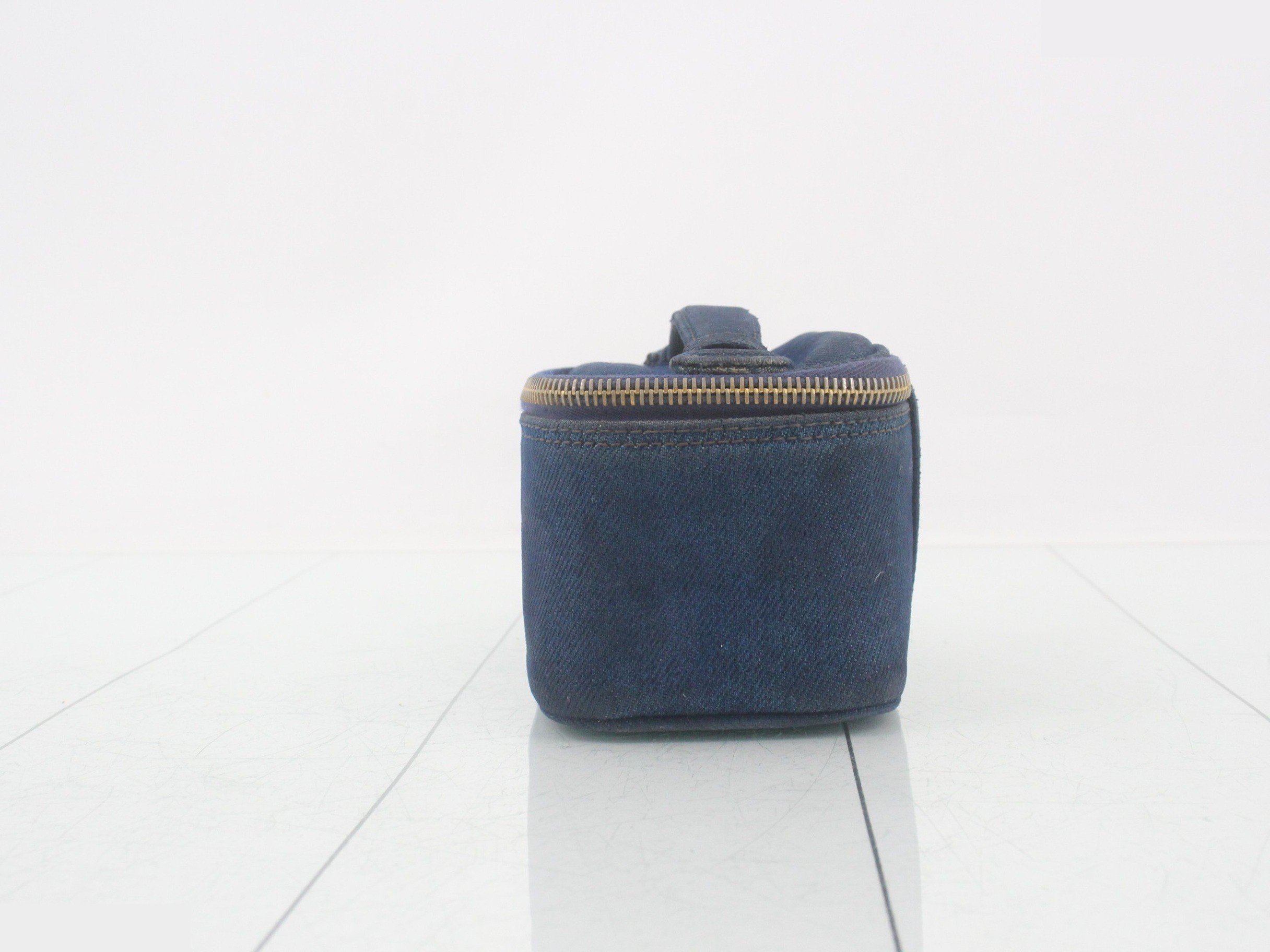 Denim vanity bag with mirror, unit #4 — view 3