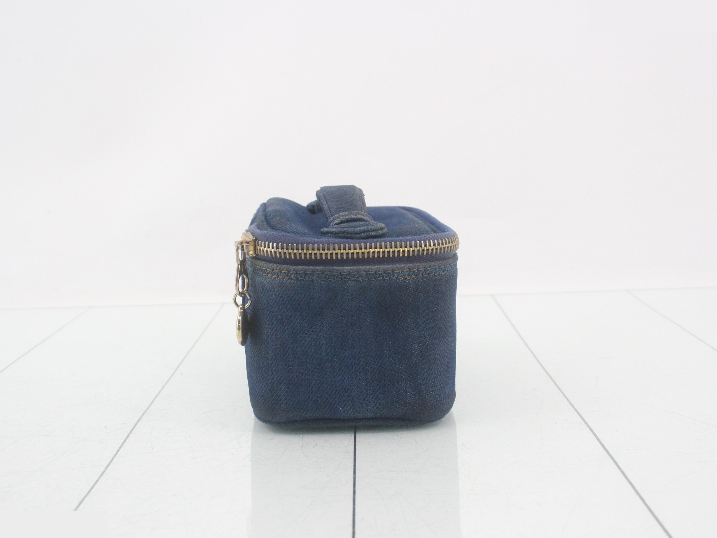 Denim vanity bag with mirror, unit #4 — view 4
