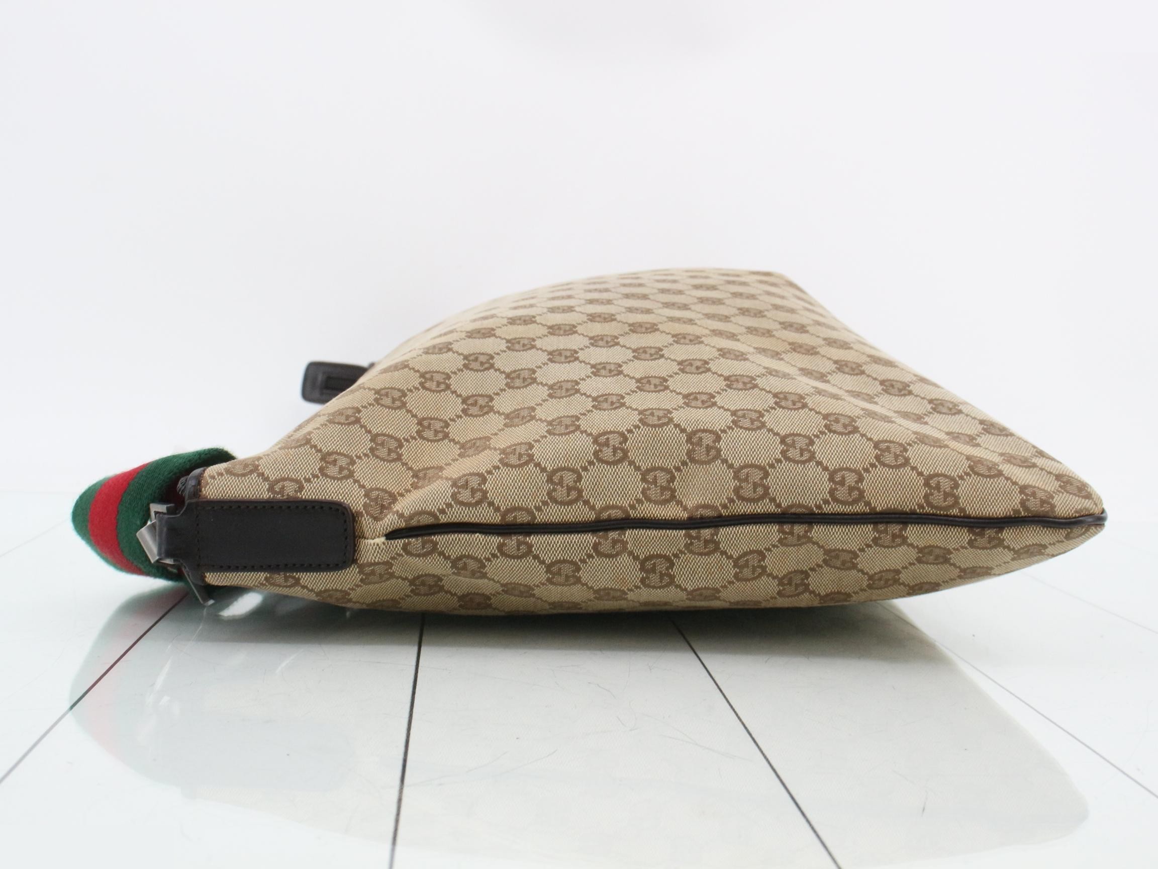 GG Canvas (Bag) - Shoulder Bag — view 4