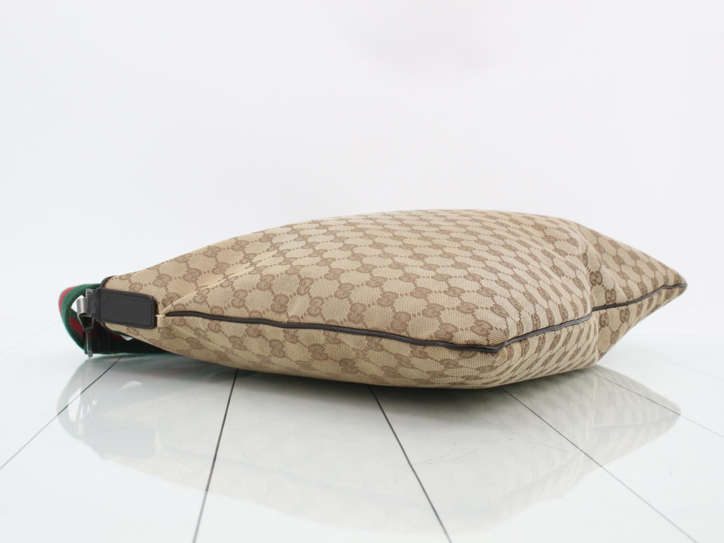 GG Canvas (Bag) - Shoulder Bag — view 5