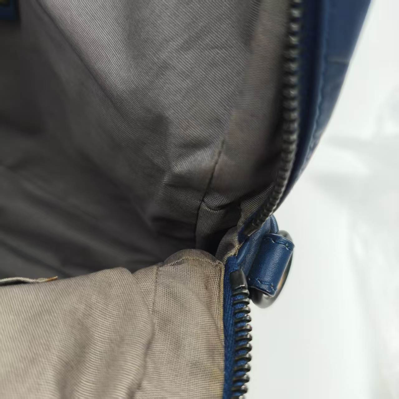 【*Shipped from: China*】BOTTEGA VENETA Leather Shoulder Bag — view 9