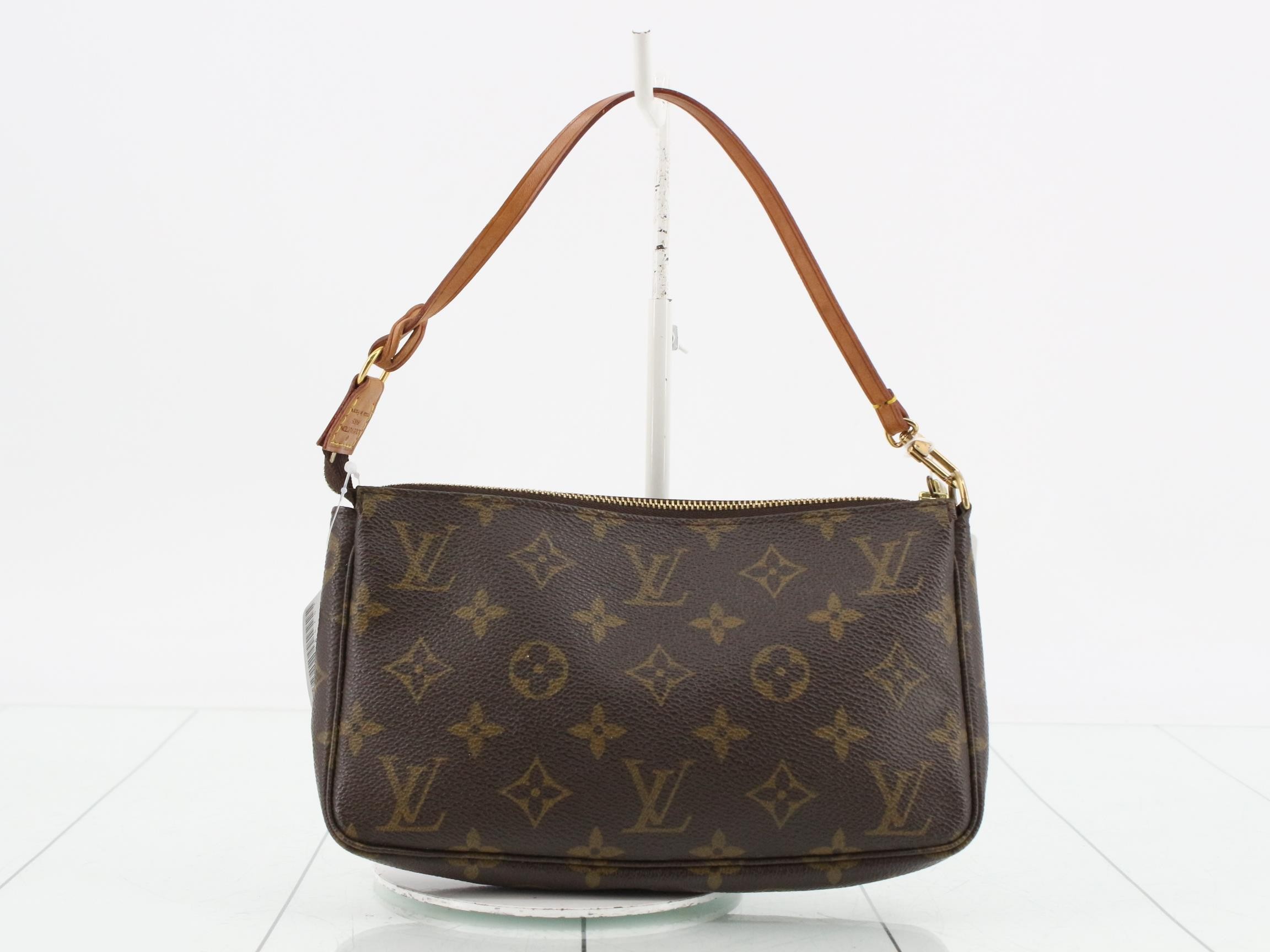 Monogram Pochette Accessoires — view 2