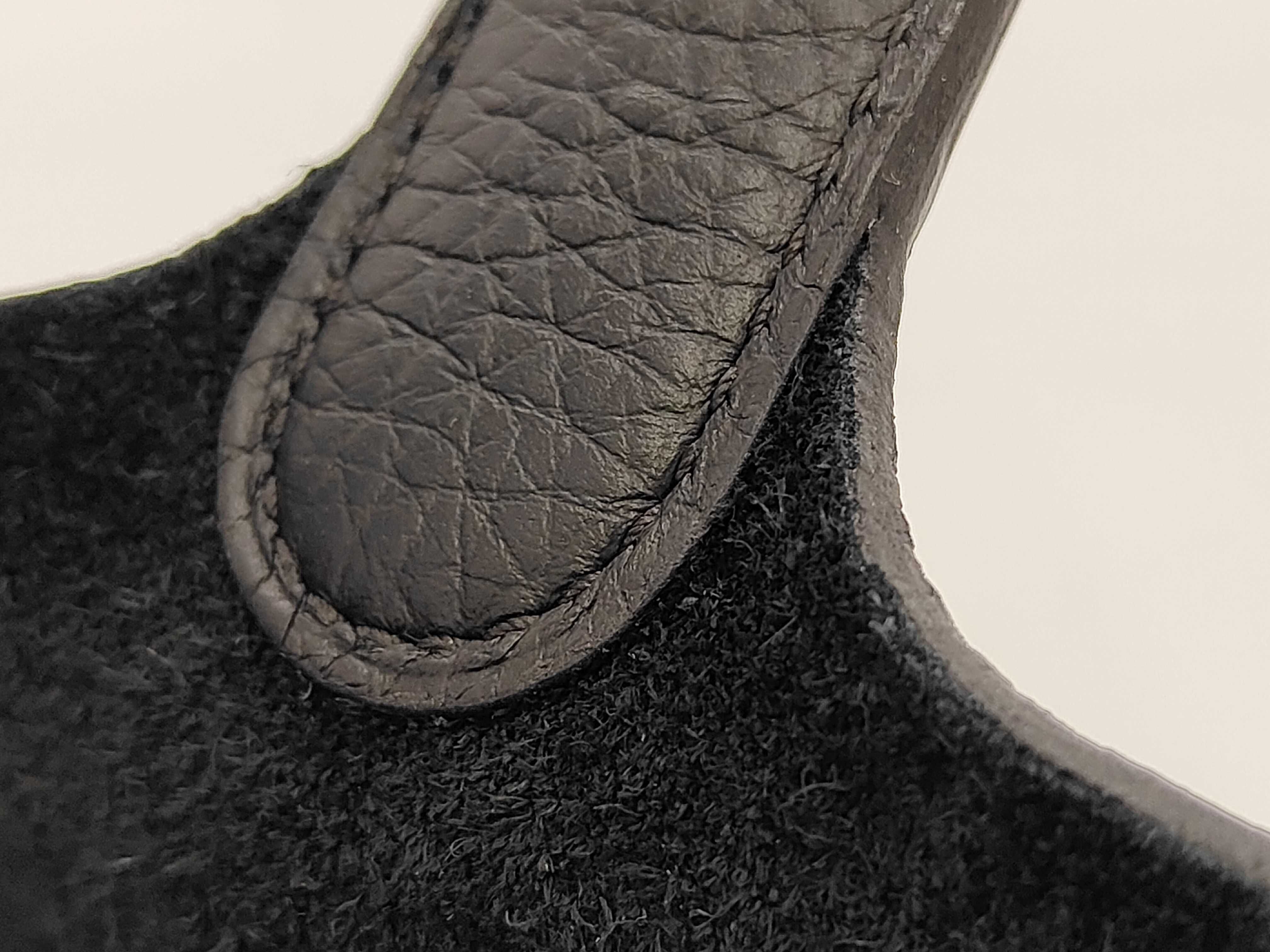 Picotin Lock 18 PM Taurillon Clemence Leather, Black, Silver Hardware, G Stamp, Handbag — view 7