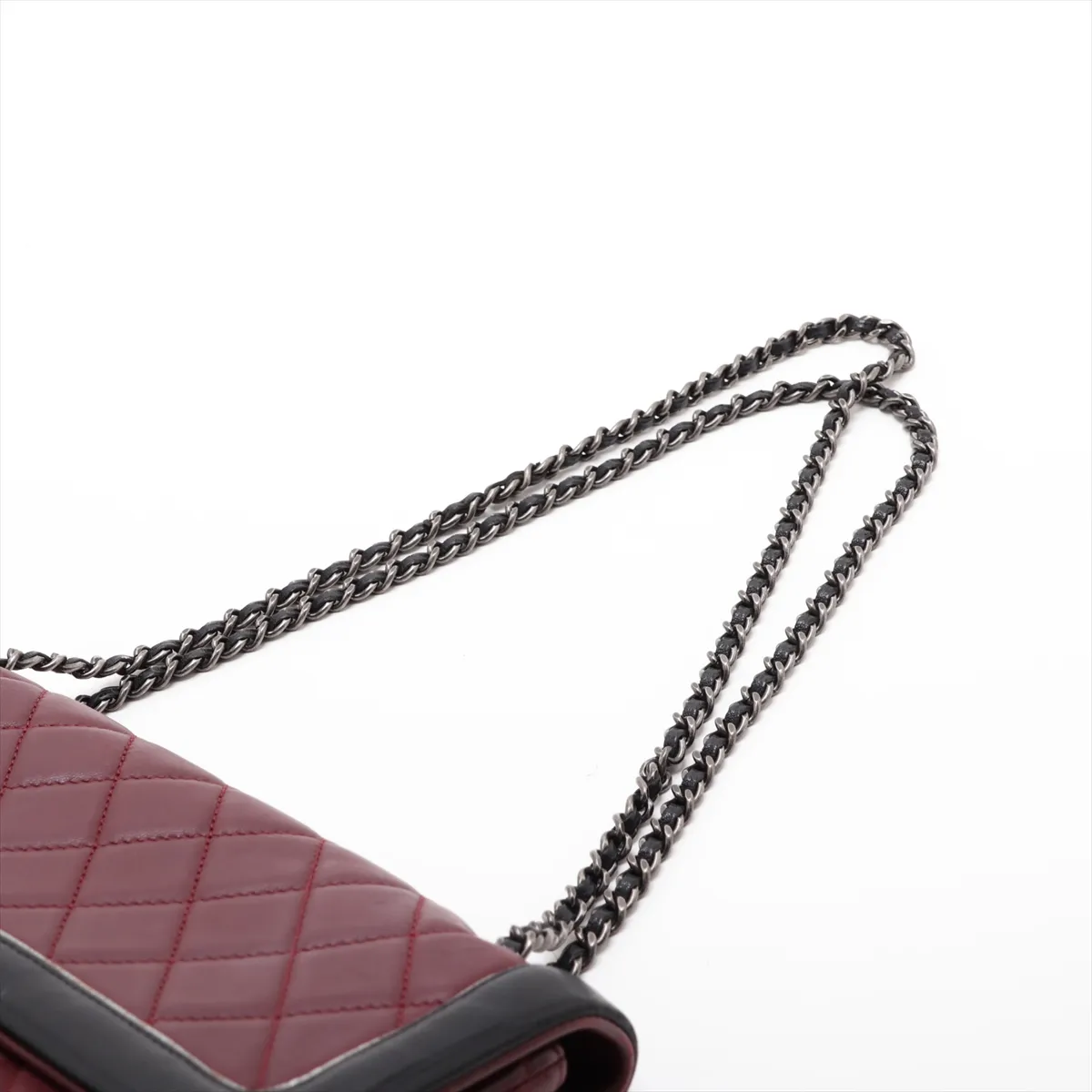 Matelassé Lambskin Single Flap Double Chain Bag, Red x Black, Gunmetal Hardware, 21282946, Serial Number 21 — view 5