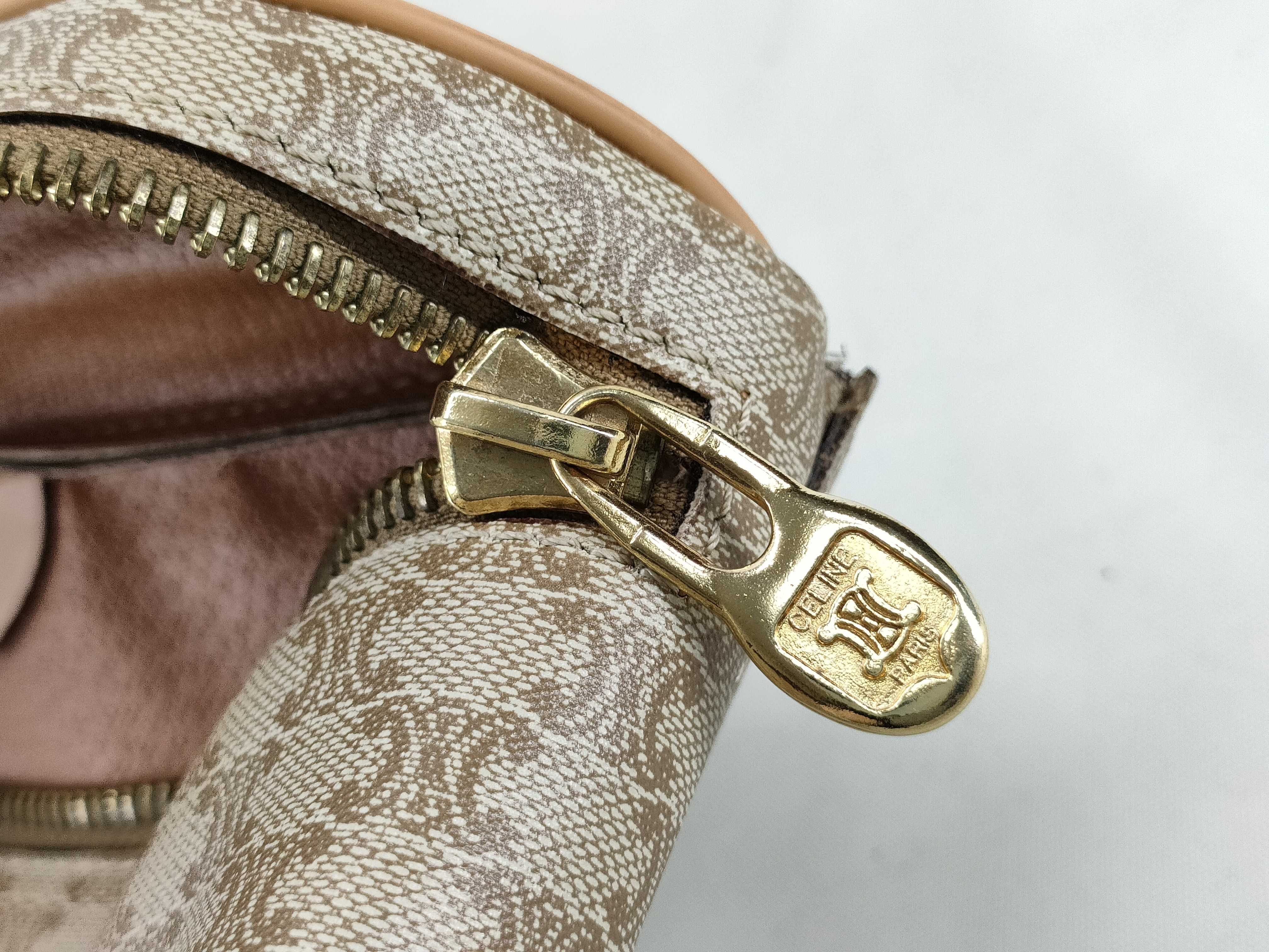 Body Bag Shoulder Bag — view 12