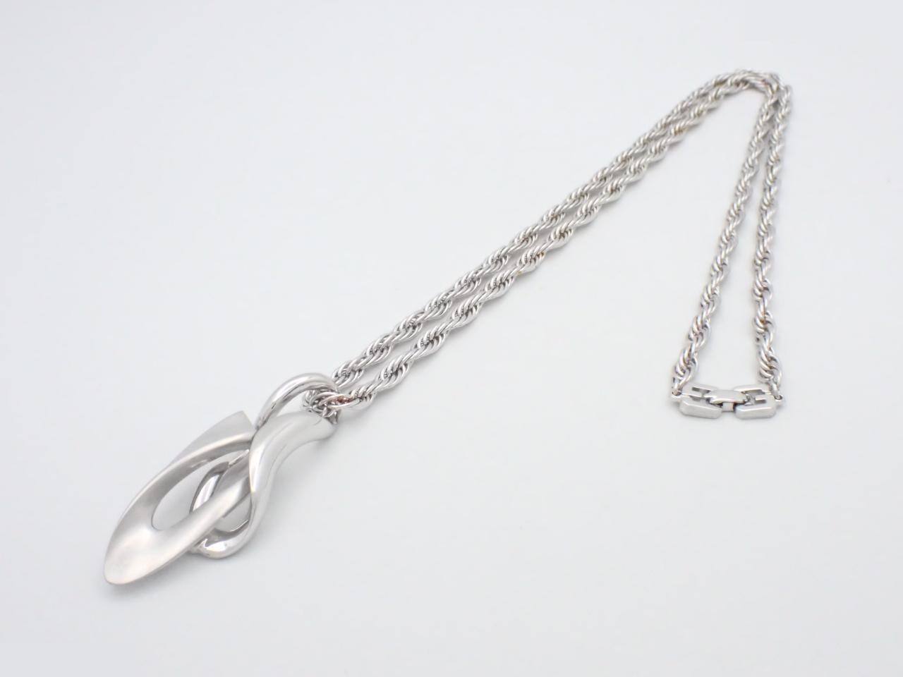 Other line: Precious metals, necklaces, pendants, neck circumference approximately 72 cm. — view 3
