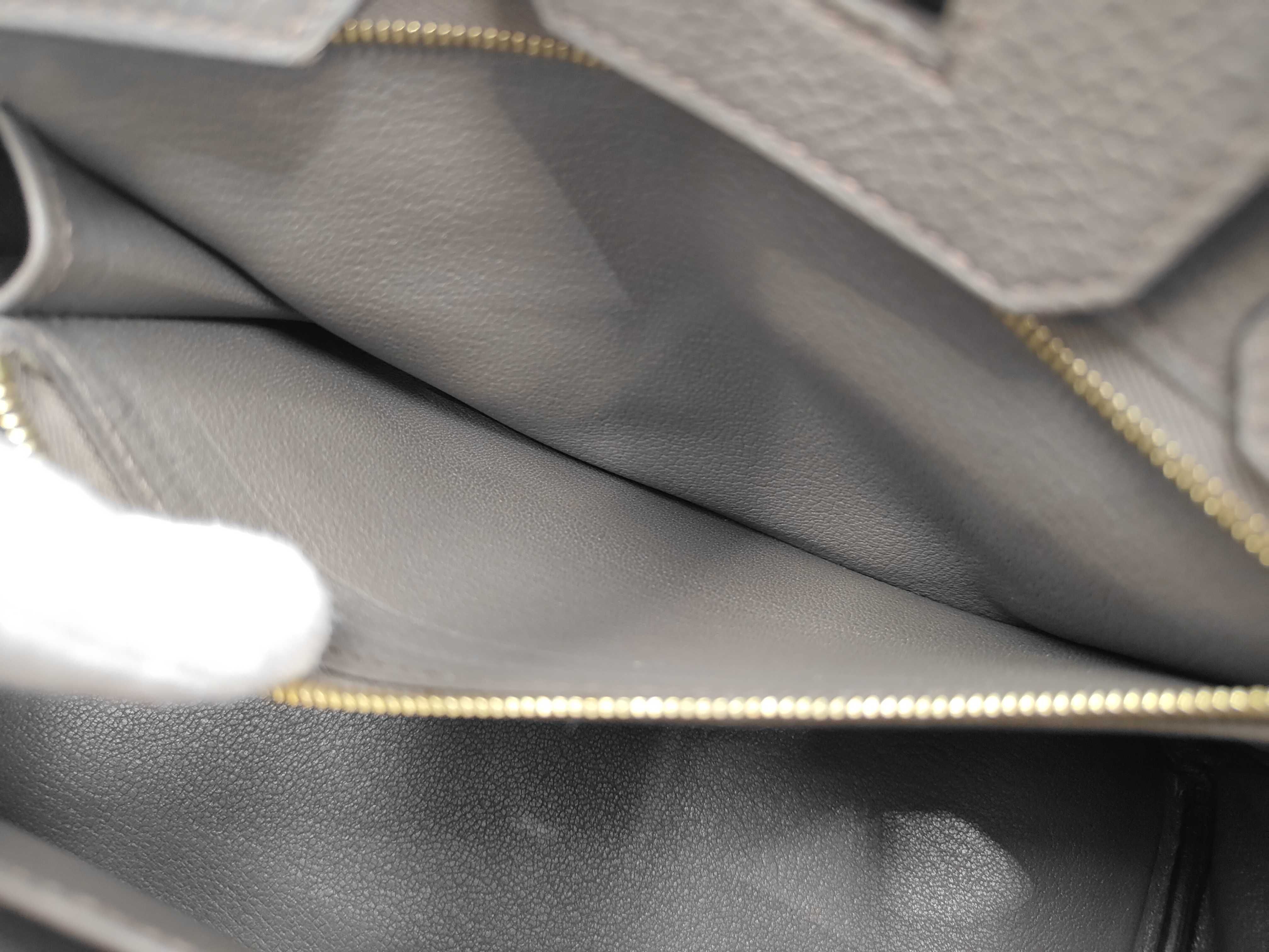 Birkin 25 Taurillon leather/Etoupe leather/Gold hardware [Stamped: Z] Handbag — view 11