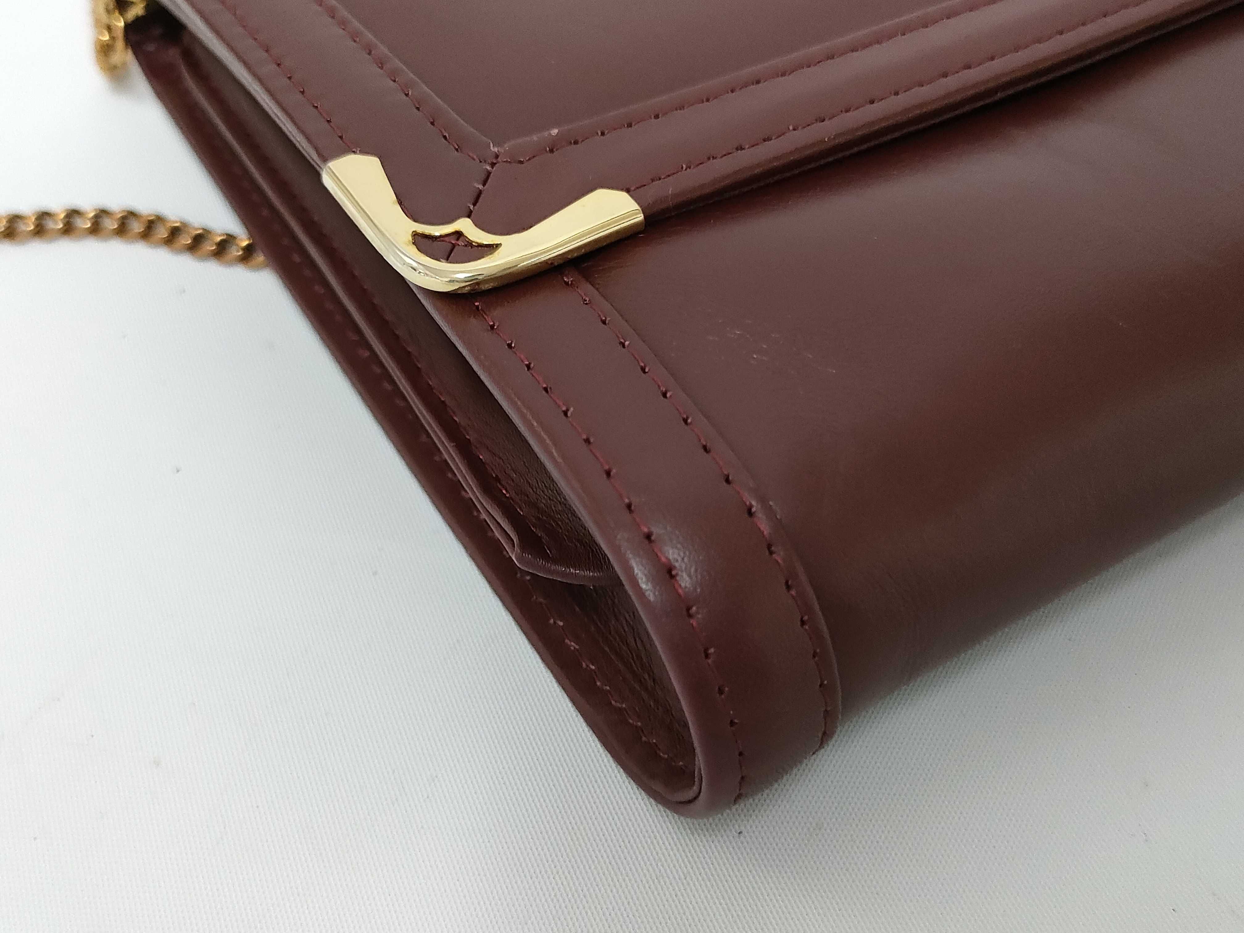 Must line leather chain shoulder bag. — view 6