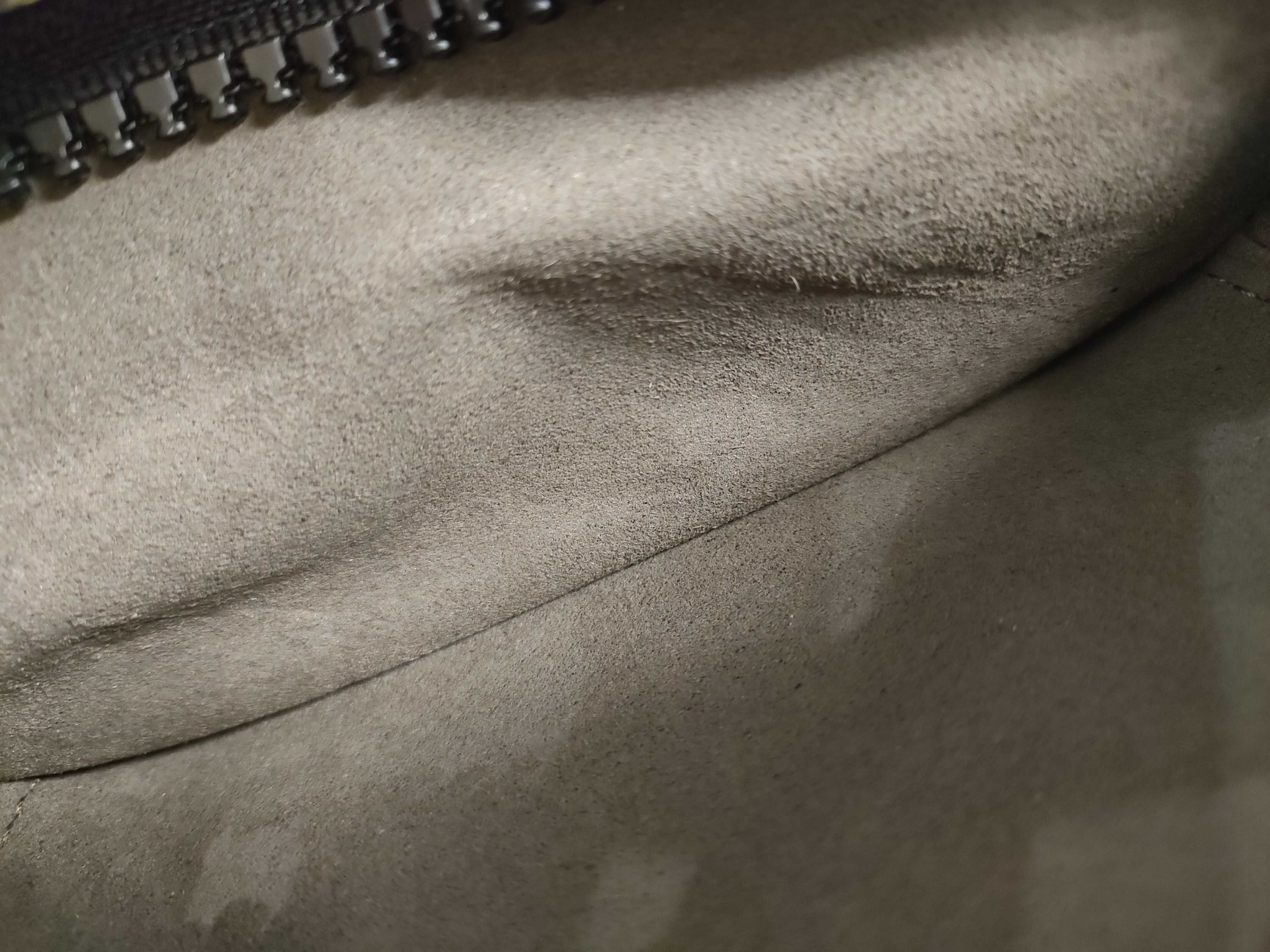 GG Supreme Unused GG Body Bag Shoulder Bag — view 14