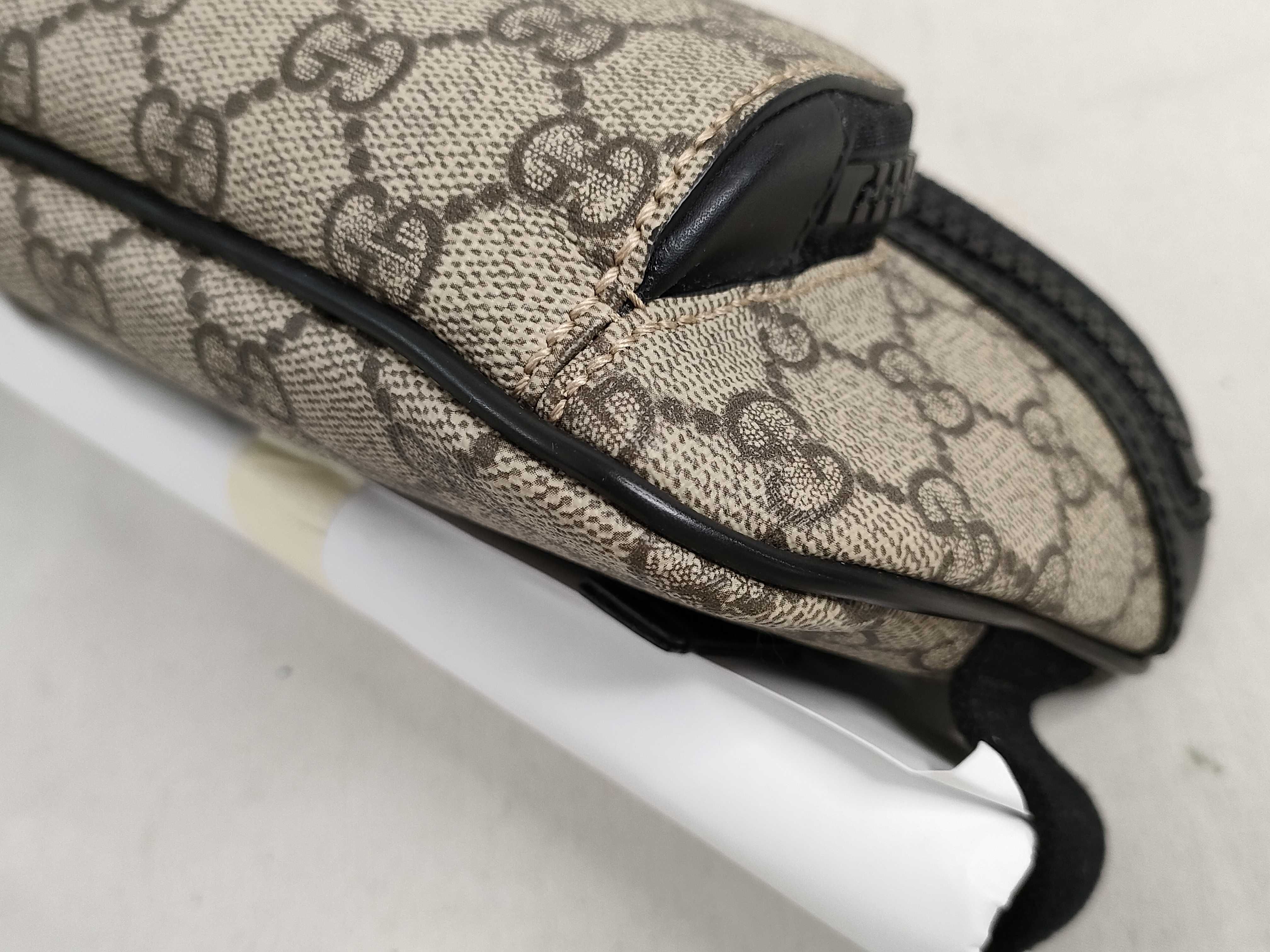GG Supreme Unused GG Body Bag Shoulder Bag — view 6