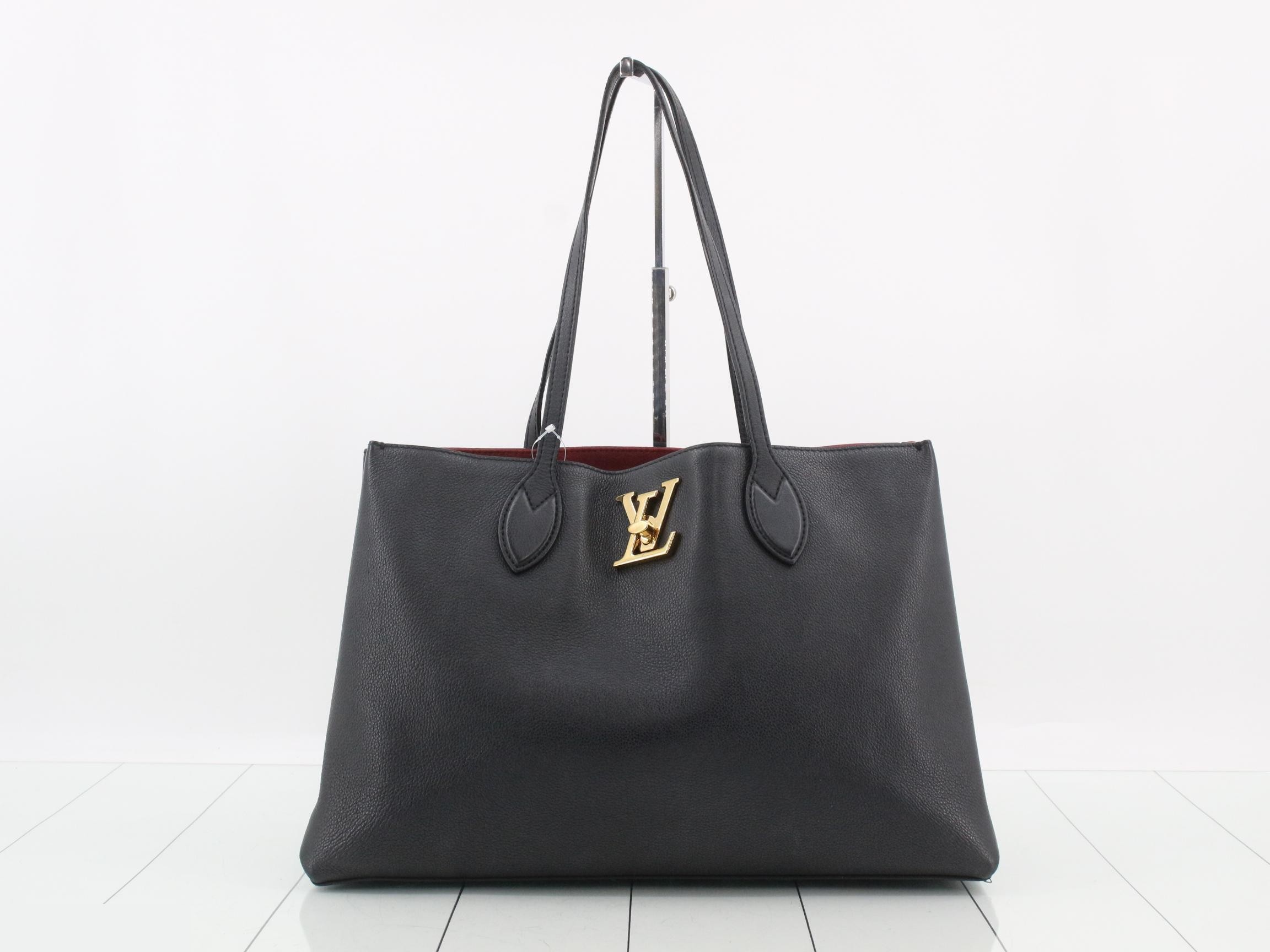 LV Lock Me Shopper Noir - RFID detected
