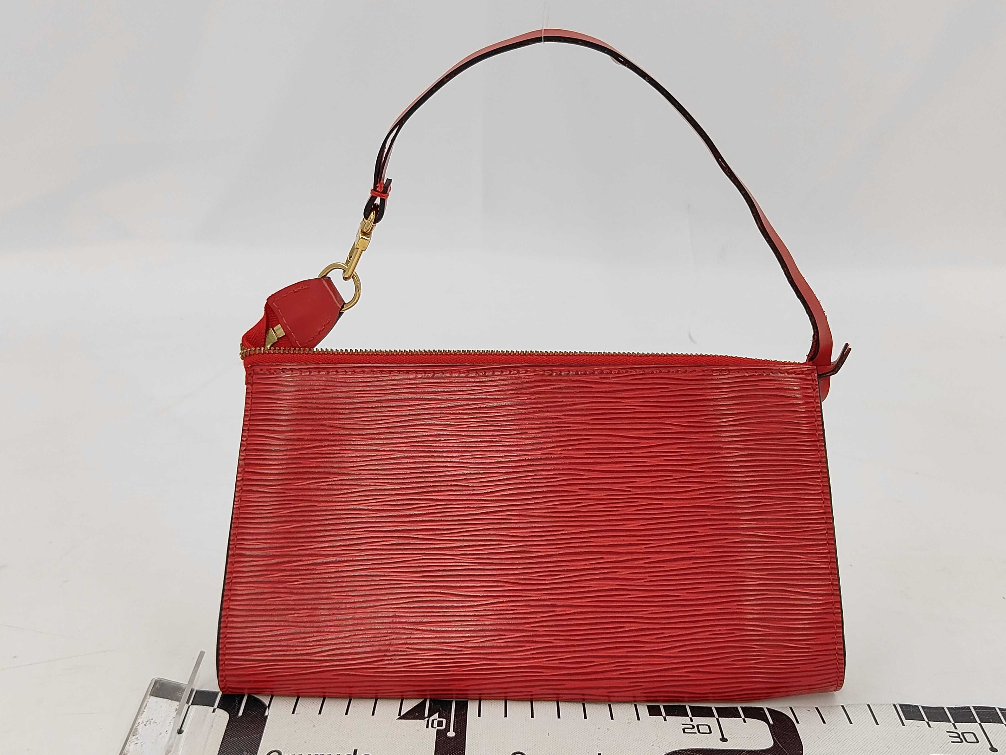 Epi Pochette Accessoires Pouch M52947 Handbag — view 2