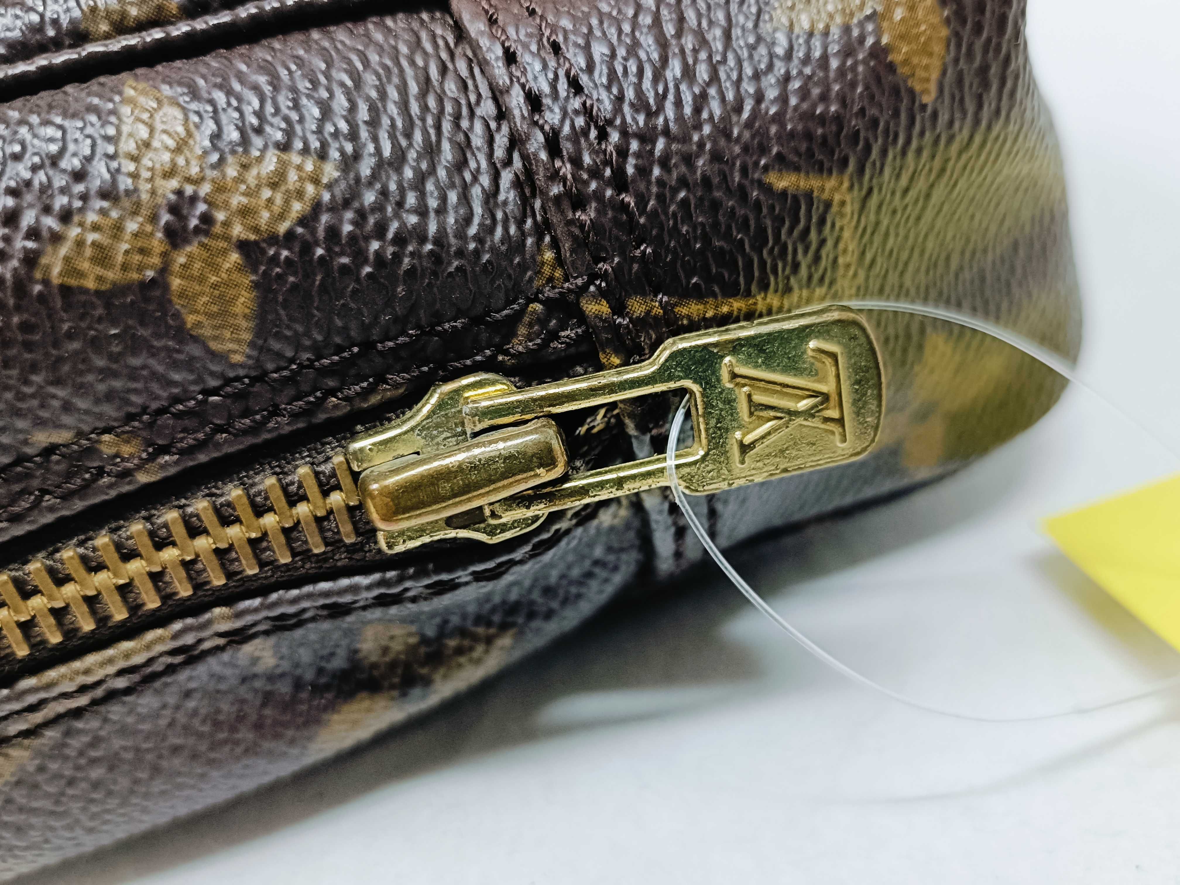 Monogram M47524 Trousse Wallet 23 Pouch — view 3