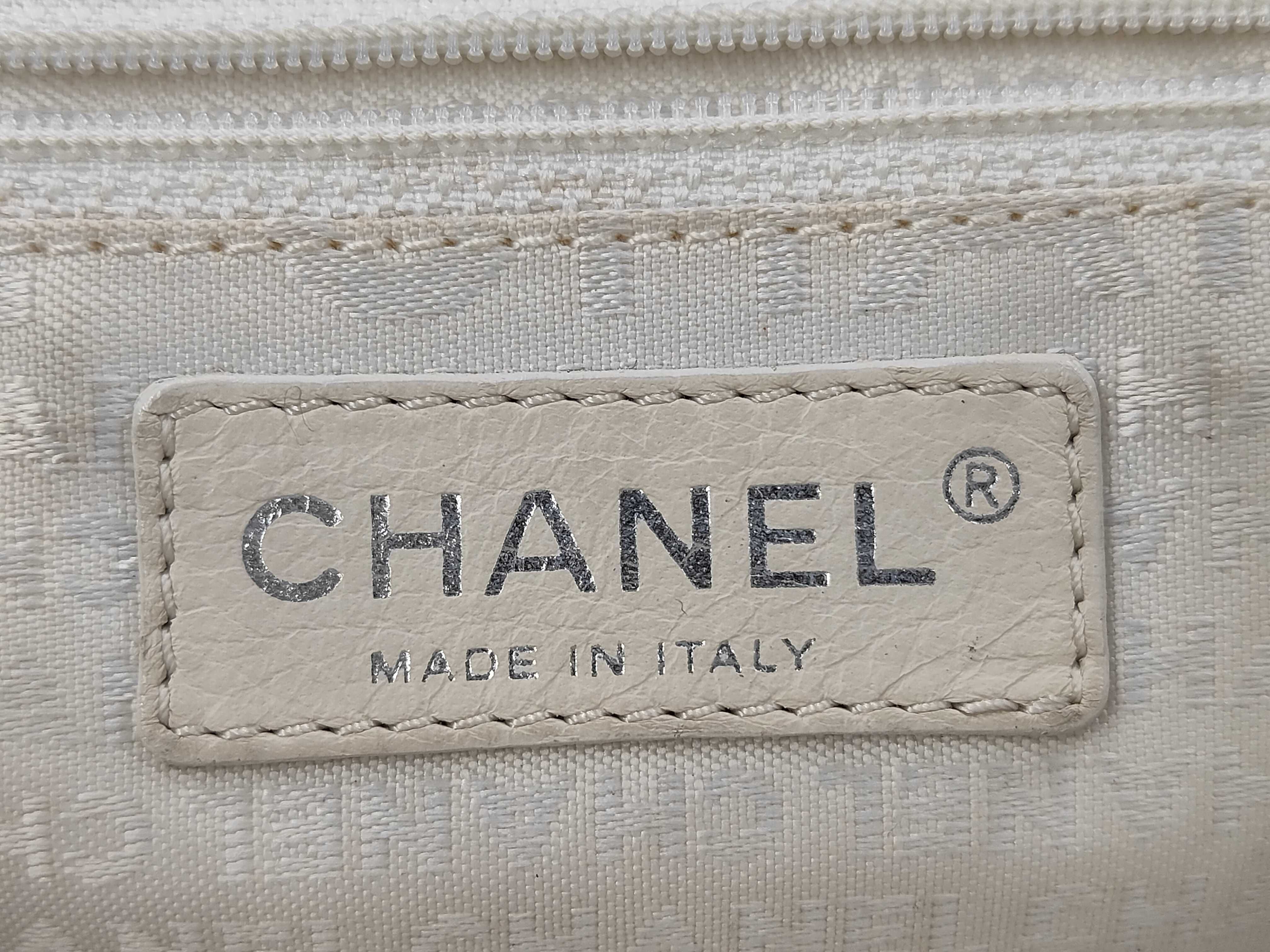 2.55 Chain Shoulder Canvas Shoulder Bag — view 12