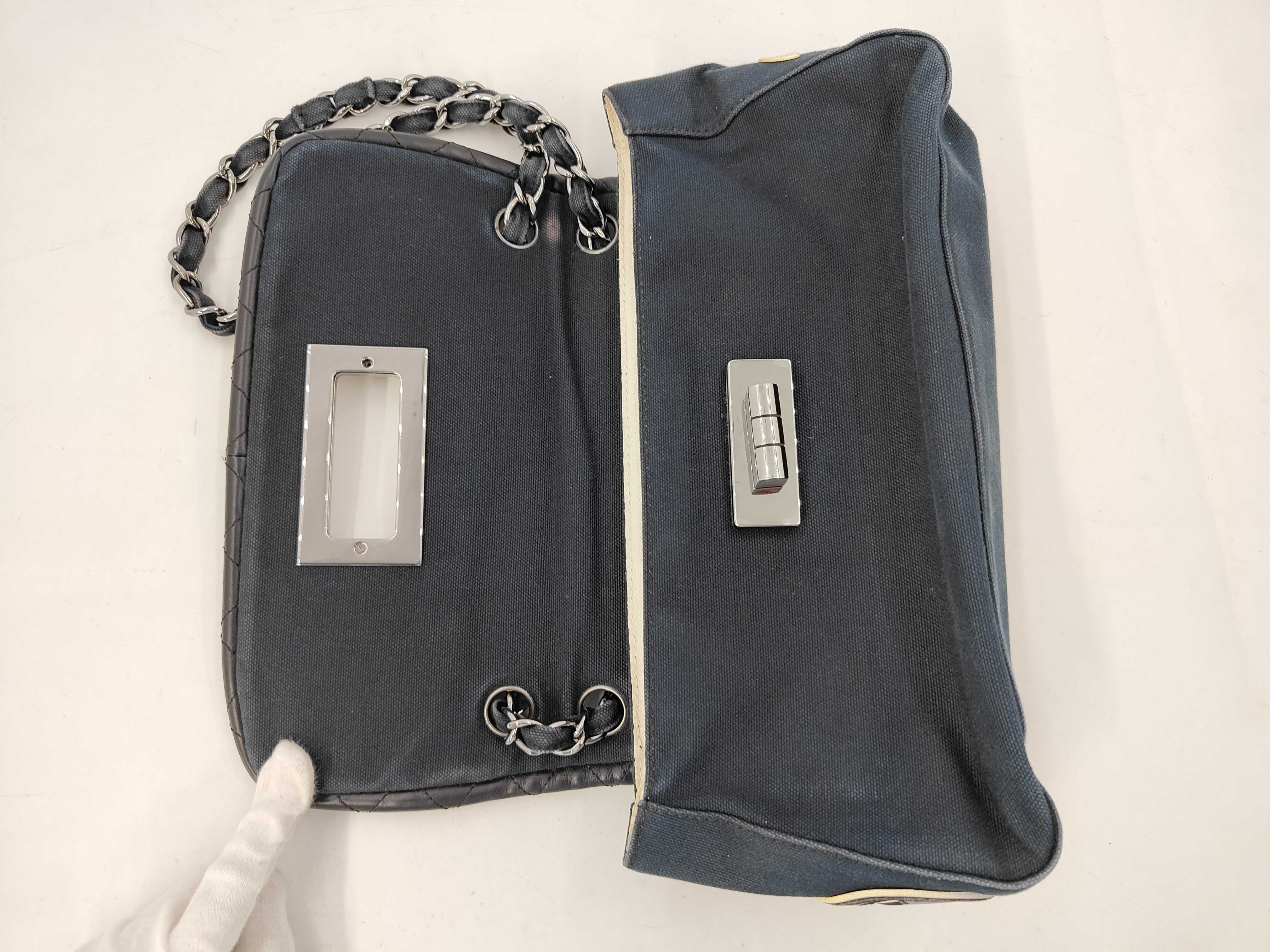 2.55 Chain Shoulder Canvas Shoulder Bag — view 9