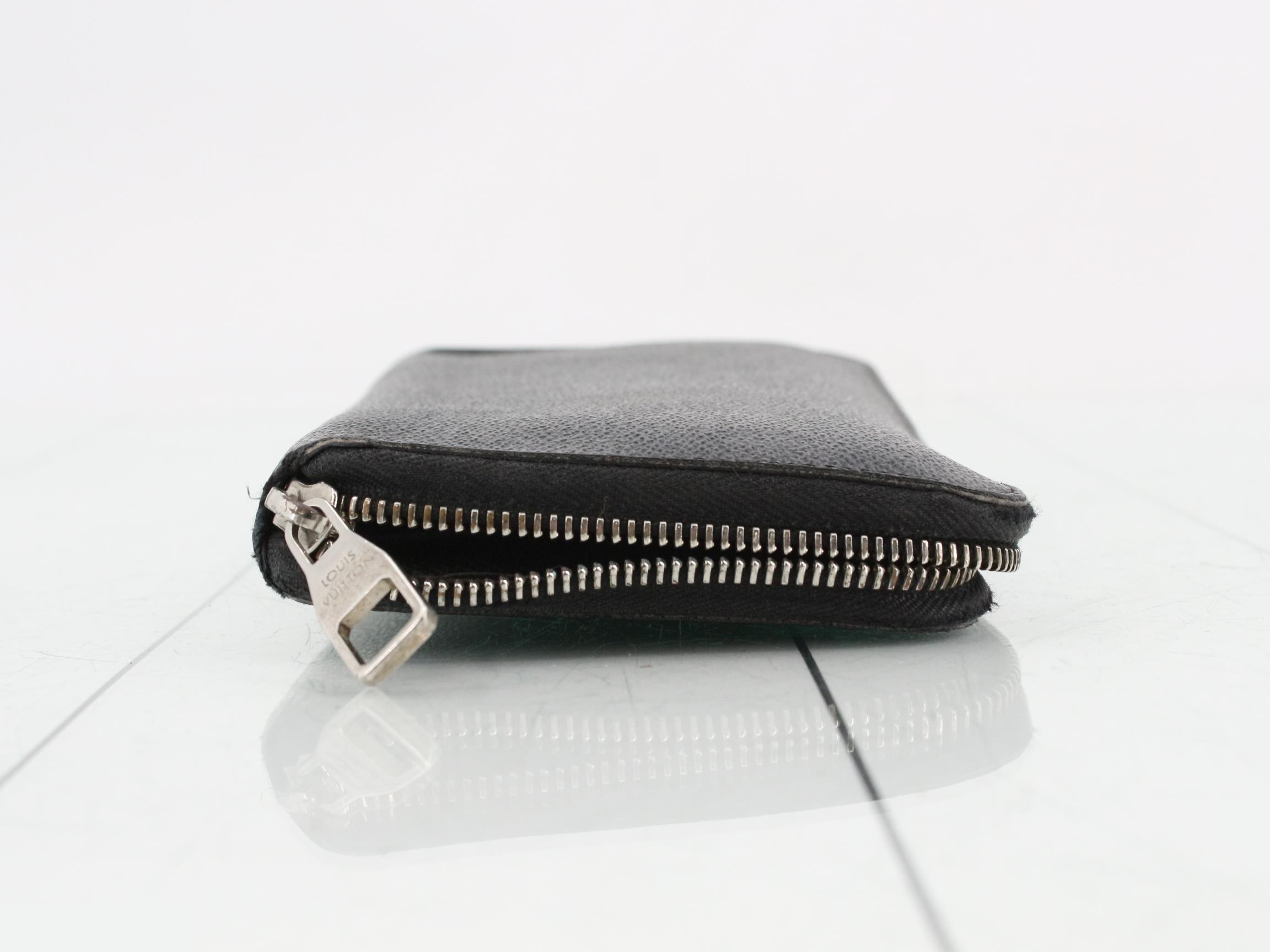 LV Damier Long Wallet — view 3