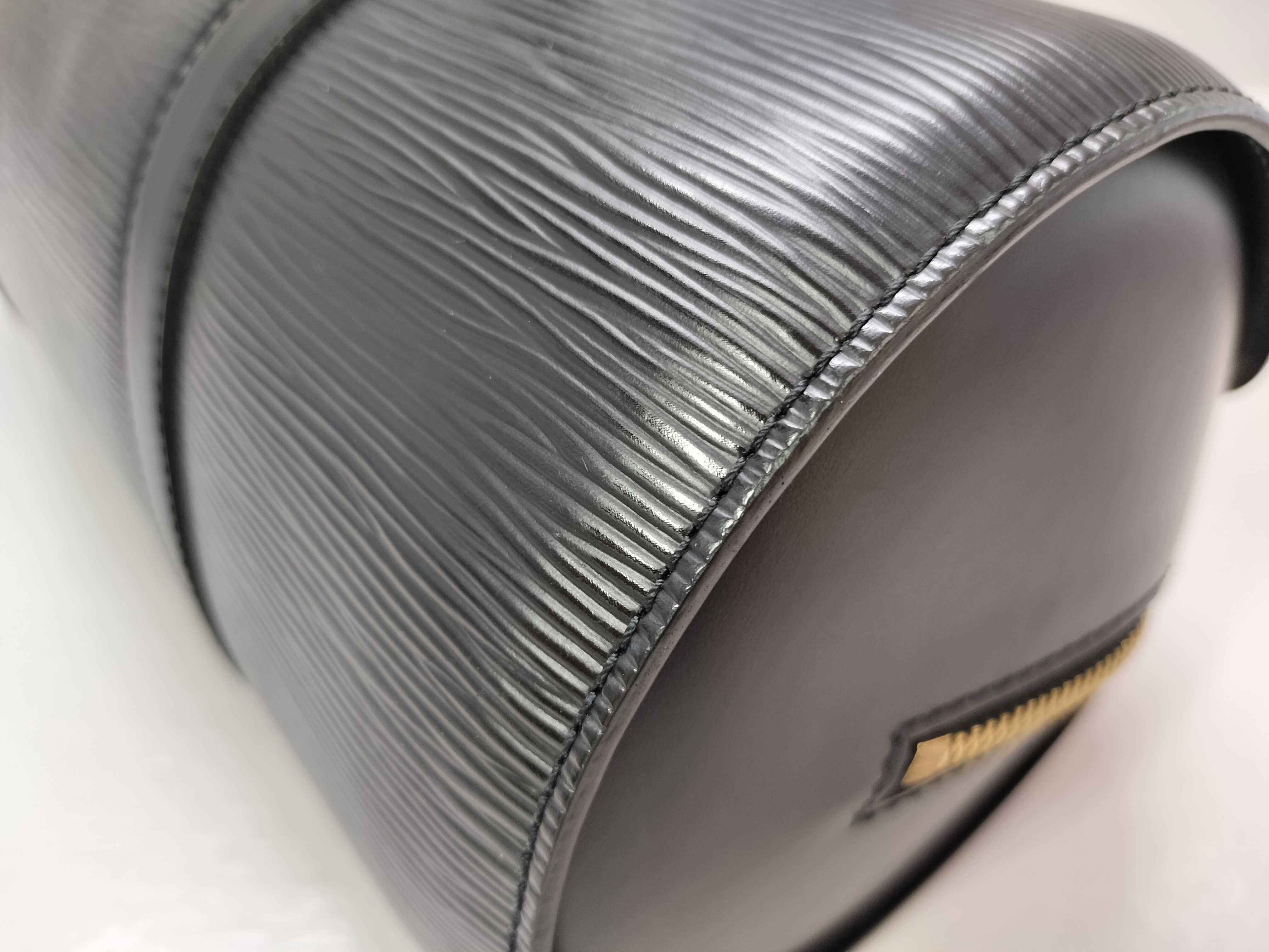 Epi Leather Soufflot Handbag M52222 Boston Bag Handbag — view 7