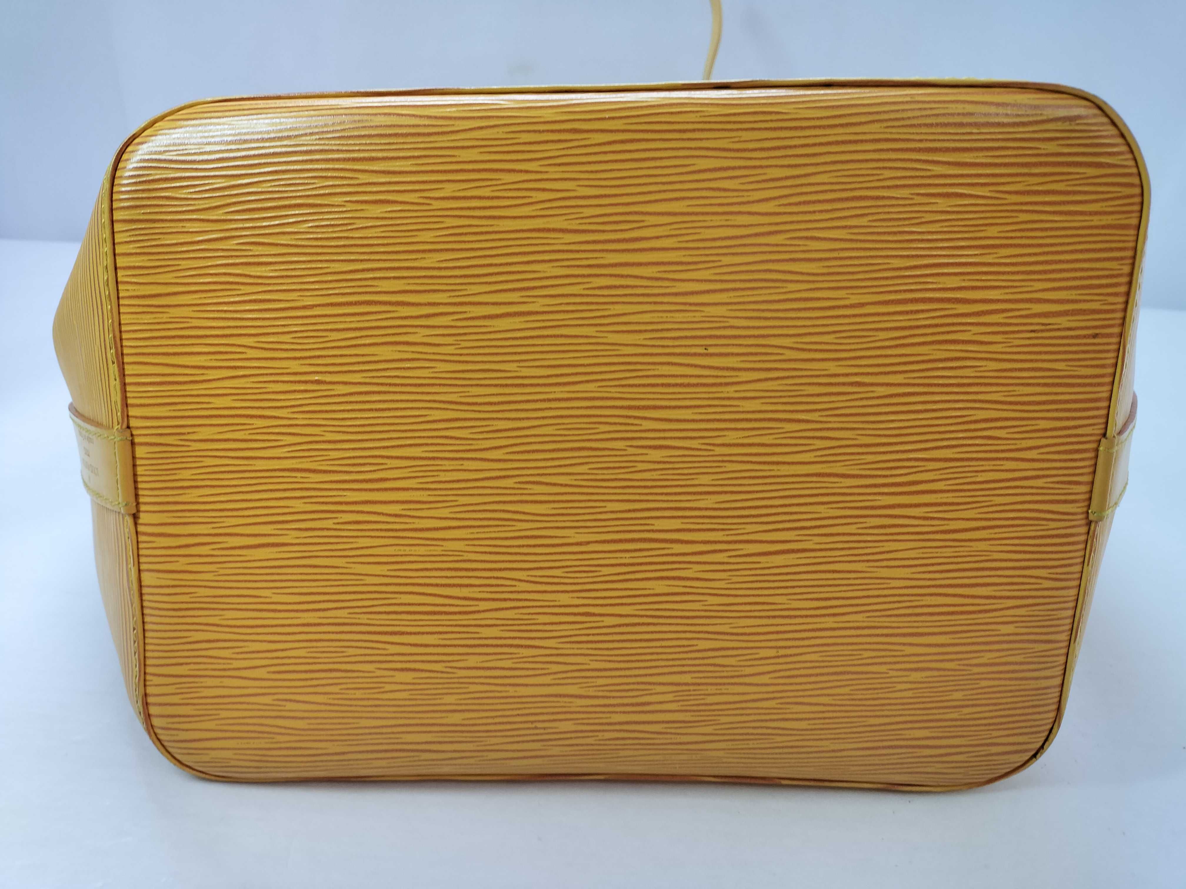 Epi Noe M44009 Yellow AR0965 Shoulder Bag — view 11
