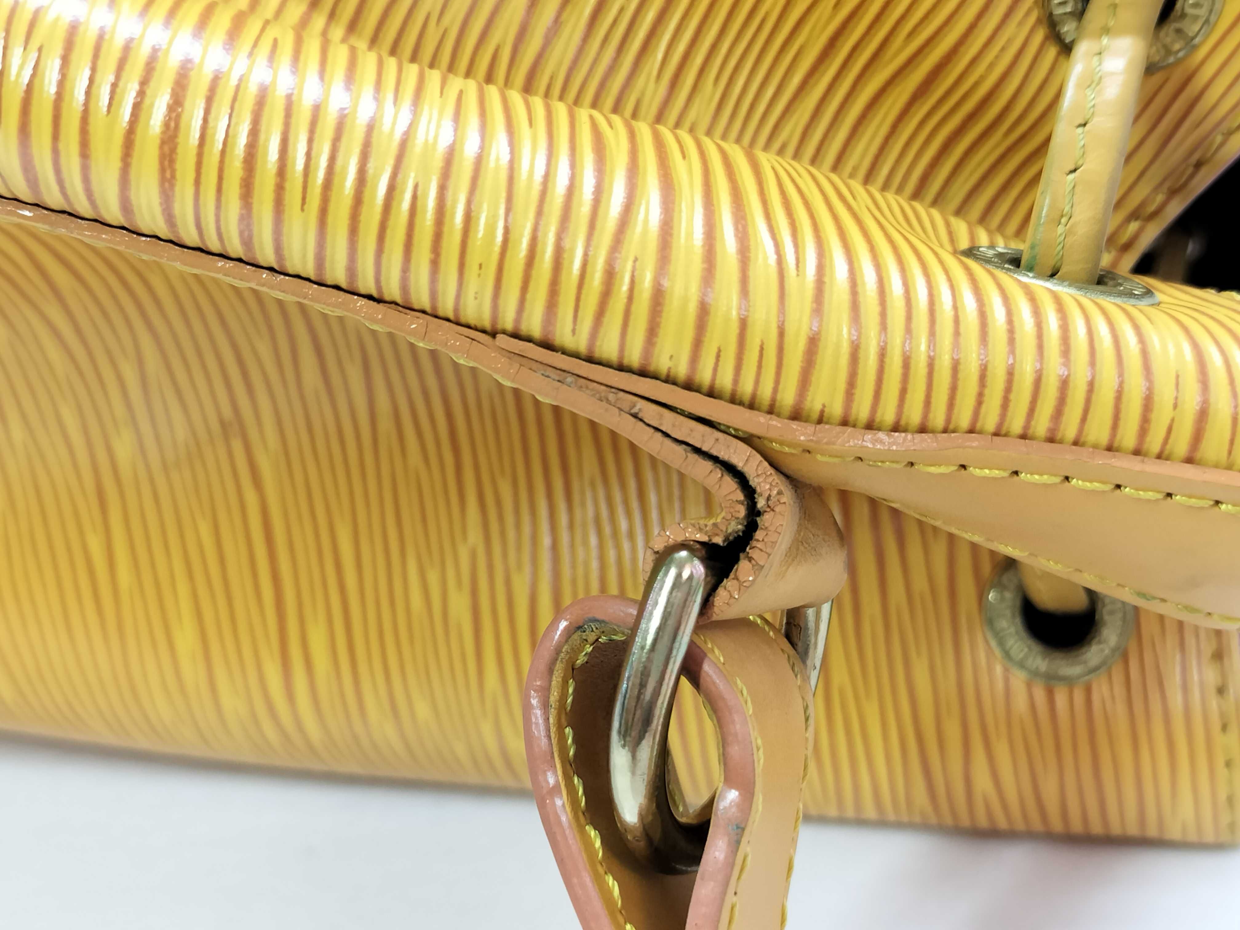 Epi Noe M44009 Yellow AR0965 Shoulder Bag — view 5