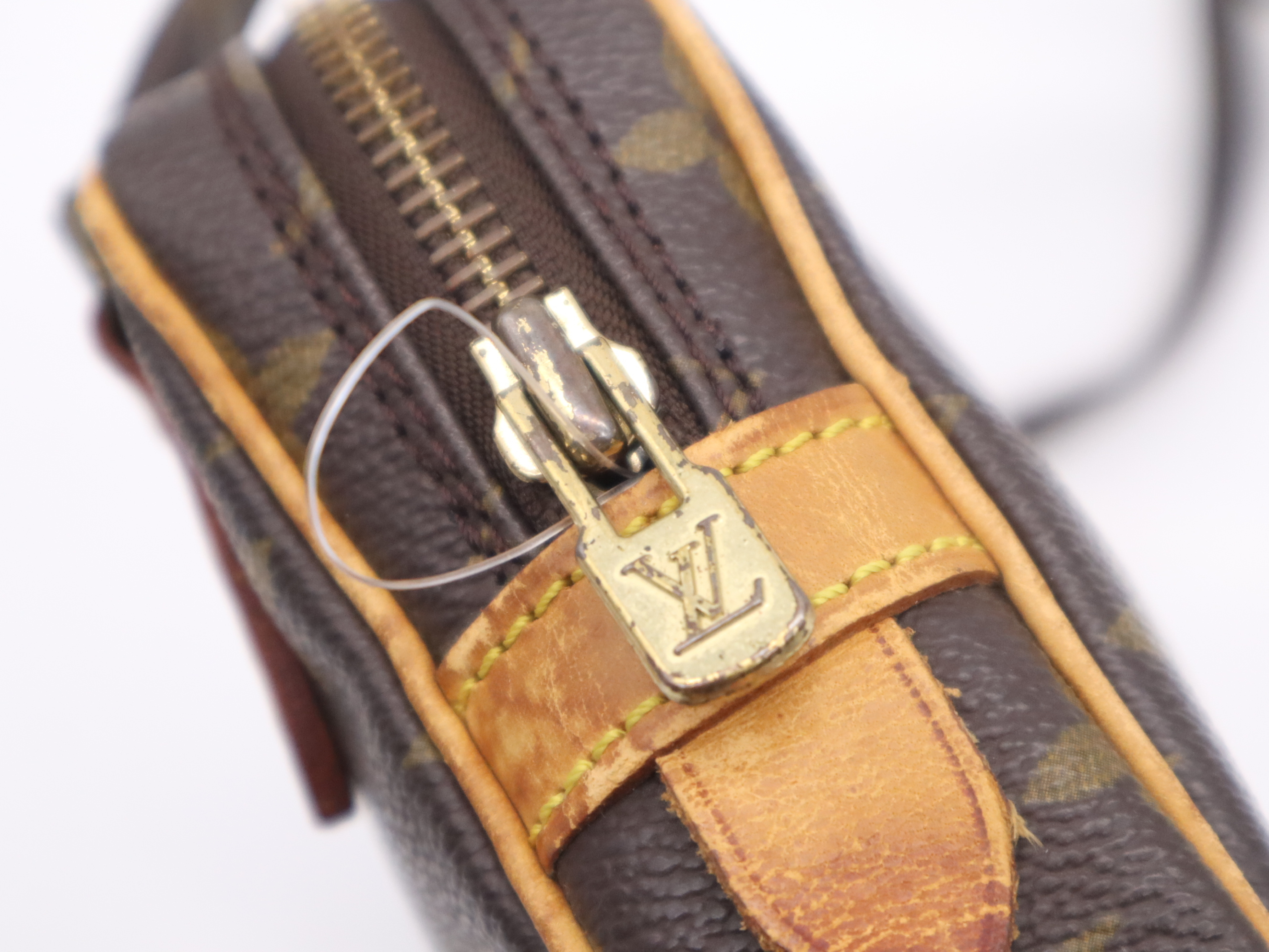 M51828 Monogram Pochette Marly Bandoulière Shoulder Bag — view 11