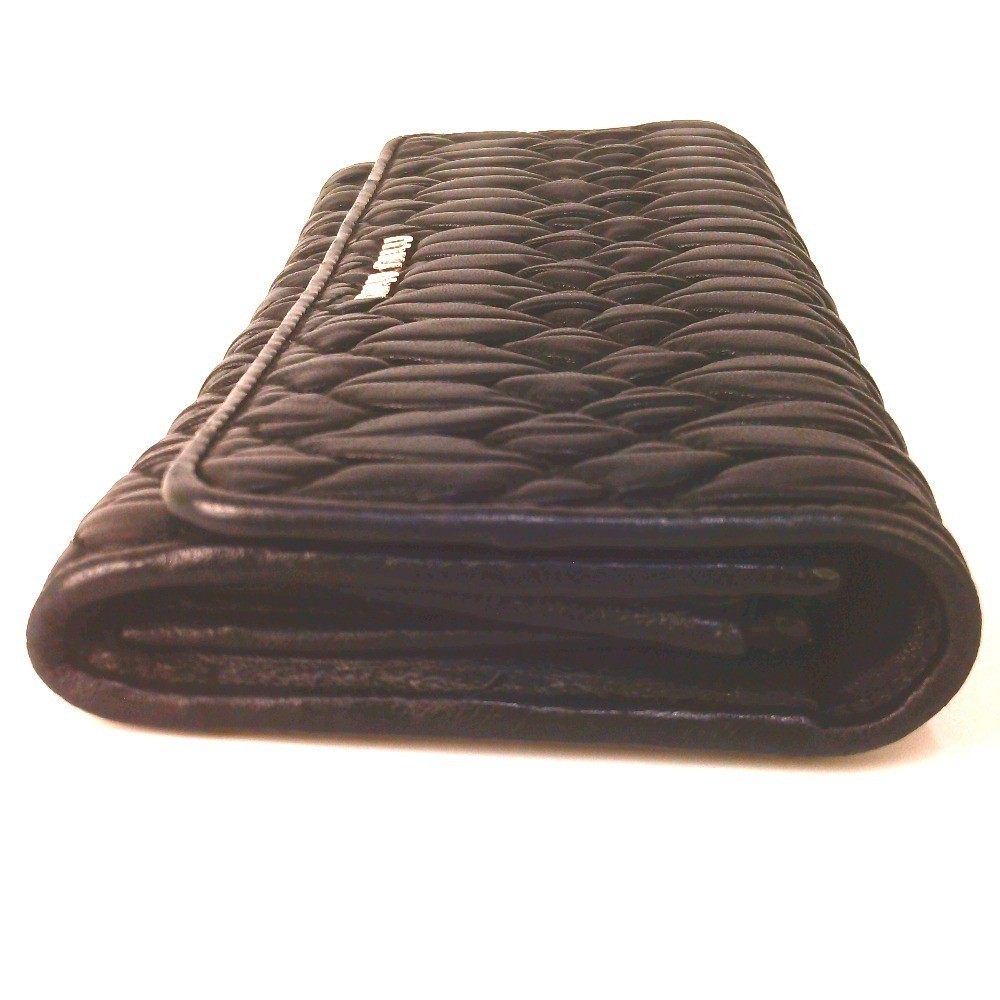 Matelassé (bags) and wallets — view 4
